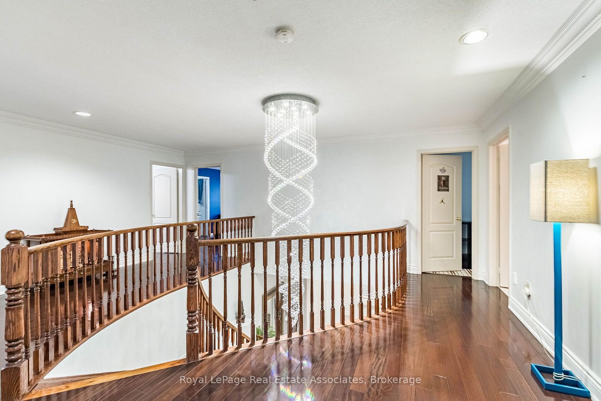 Photo 26 of 37 Latania Boulevard, Brampton, Vales of Castlemore — HOMEH