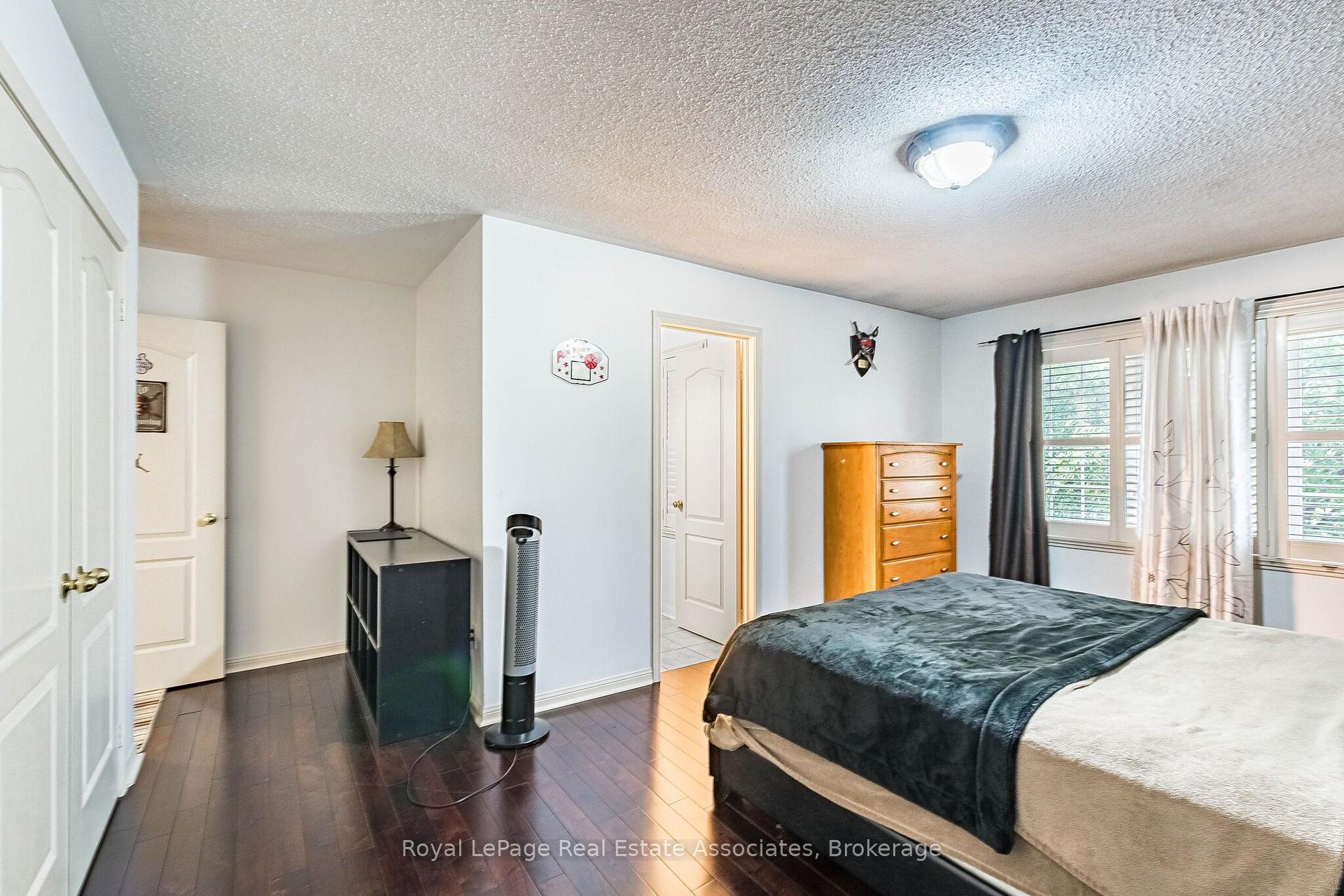 Photo 41 of 37 Latania Boulevard, Brampton, Vales of Castlemore — HOMEH