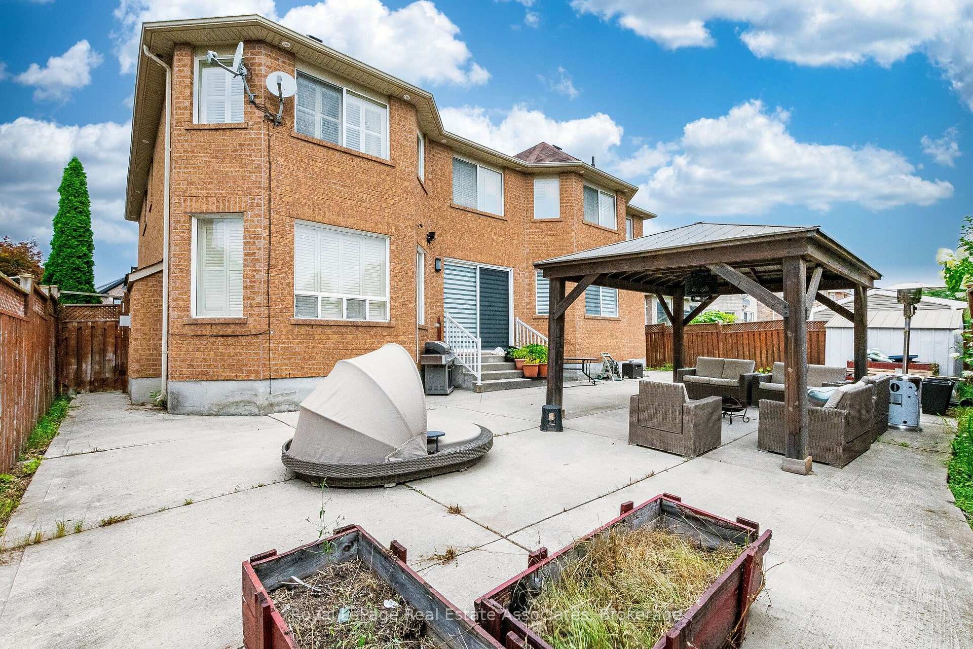 Photo 46 of 37 Latania Boulevard, Brampton, Vales of Castlemore — HOMEH