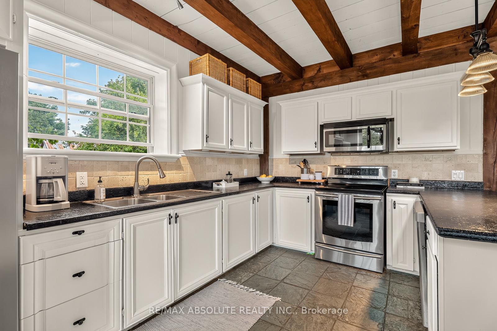 Photo 25 of 140 Creek Drive, Ottawa, Fitzroy — HOMEH