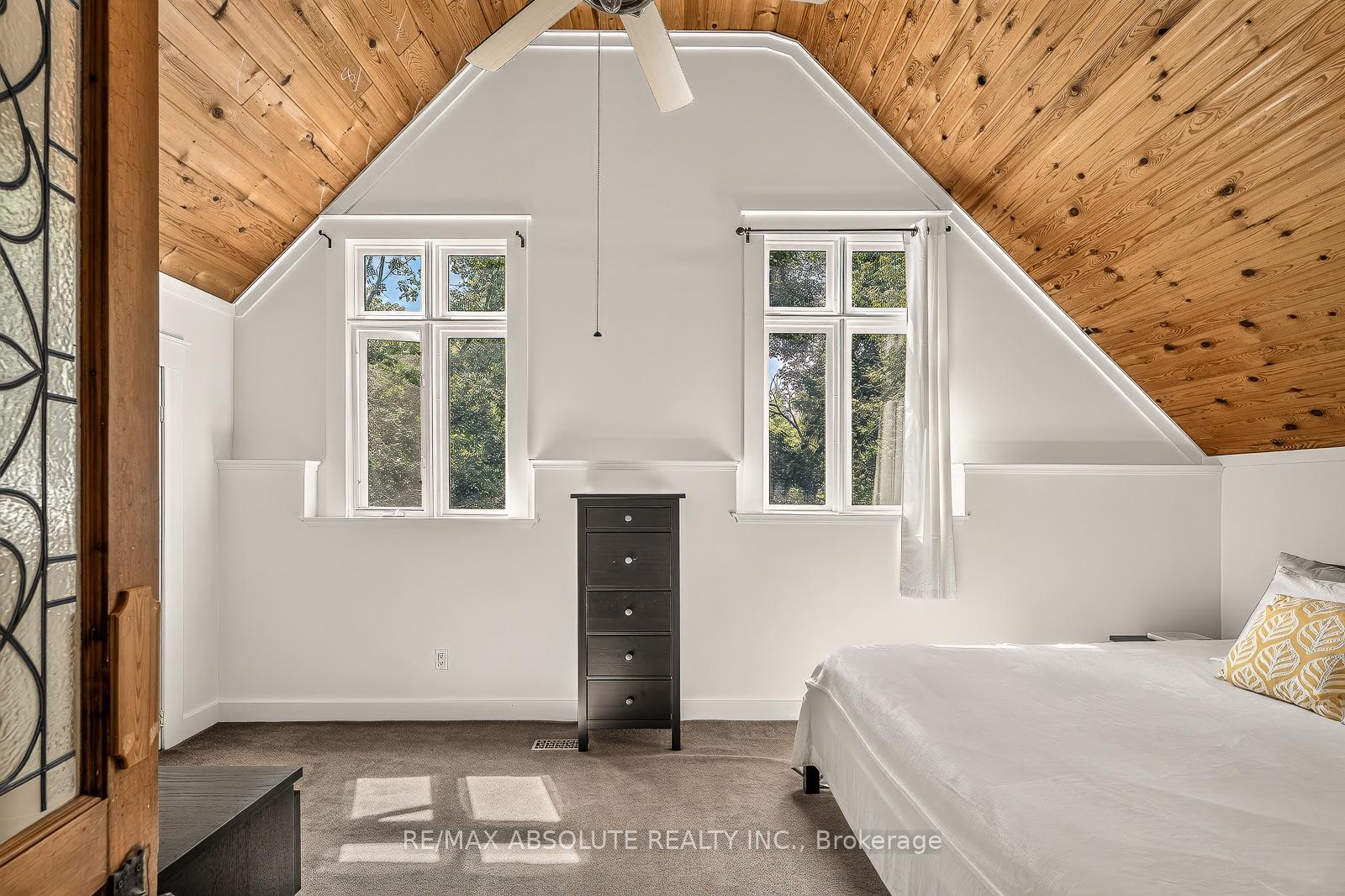 Photo 32 of 140 Creek Drive, Ottawa, Fitzroy — HOMEH
