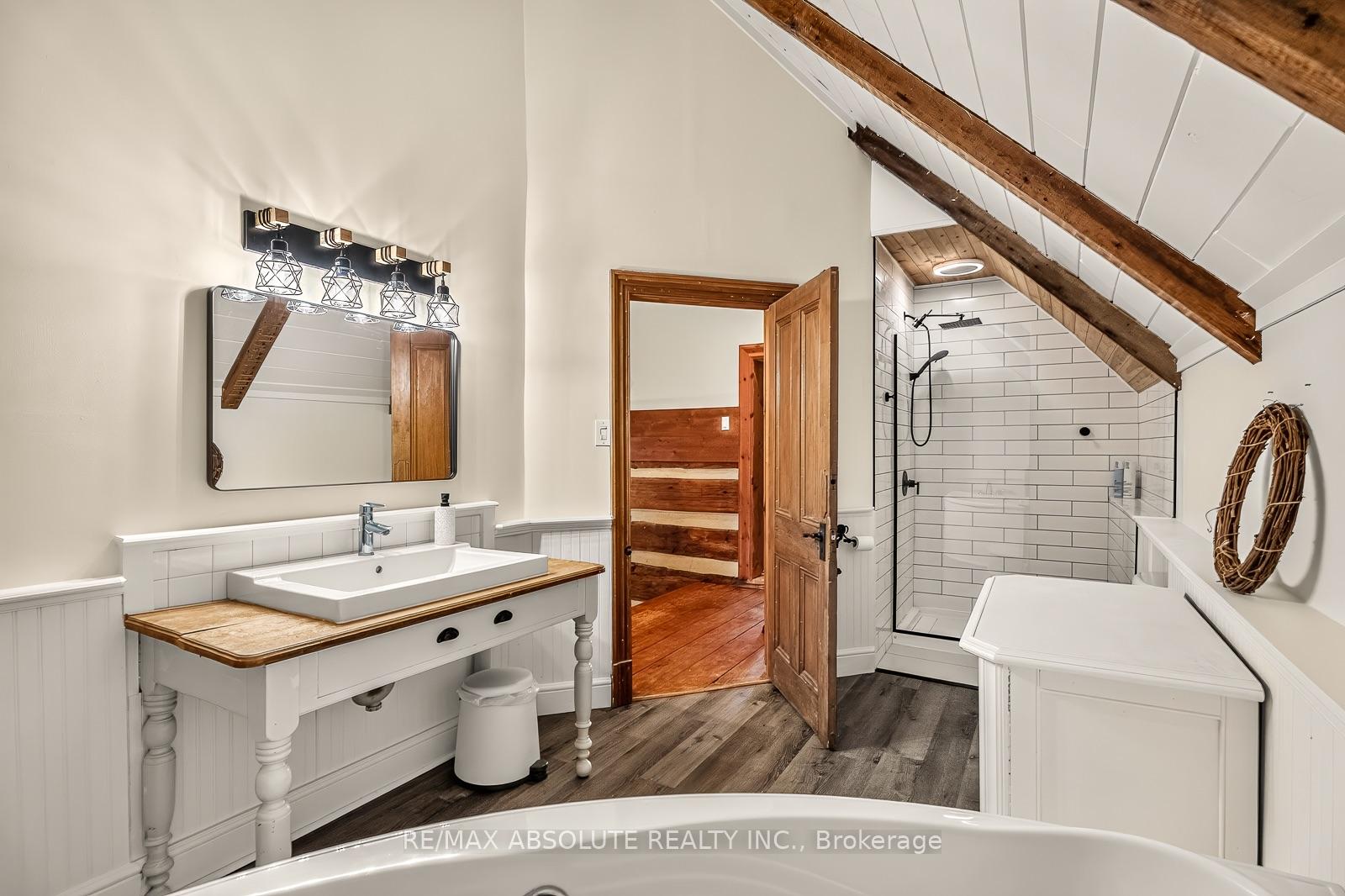 Photo 34 of 140 Creek Drive, Ottawa, Fitzroy — HOMEH