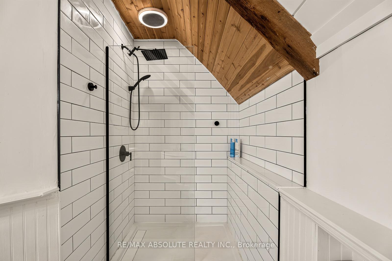 Photo 36 of 140 Creek Drive, Ottawa, Fitzroy — HOMEH