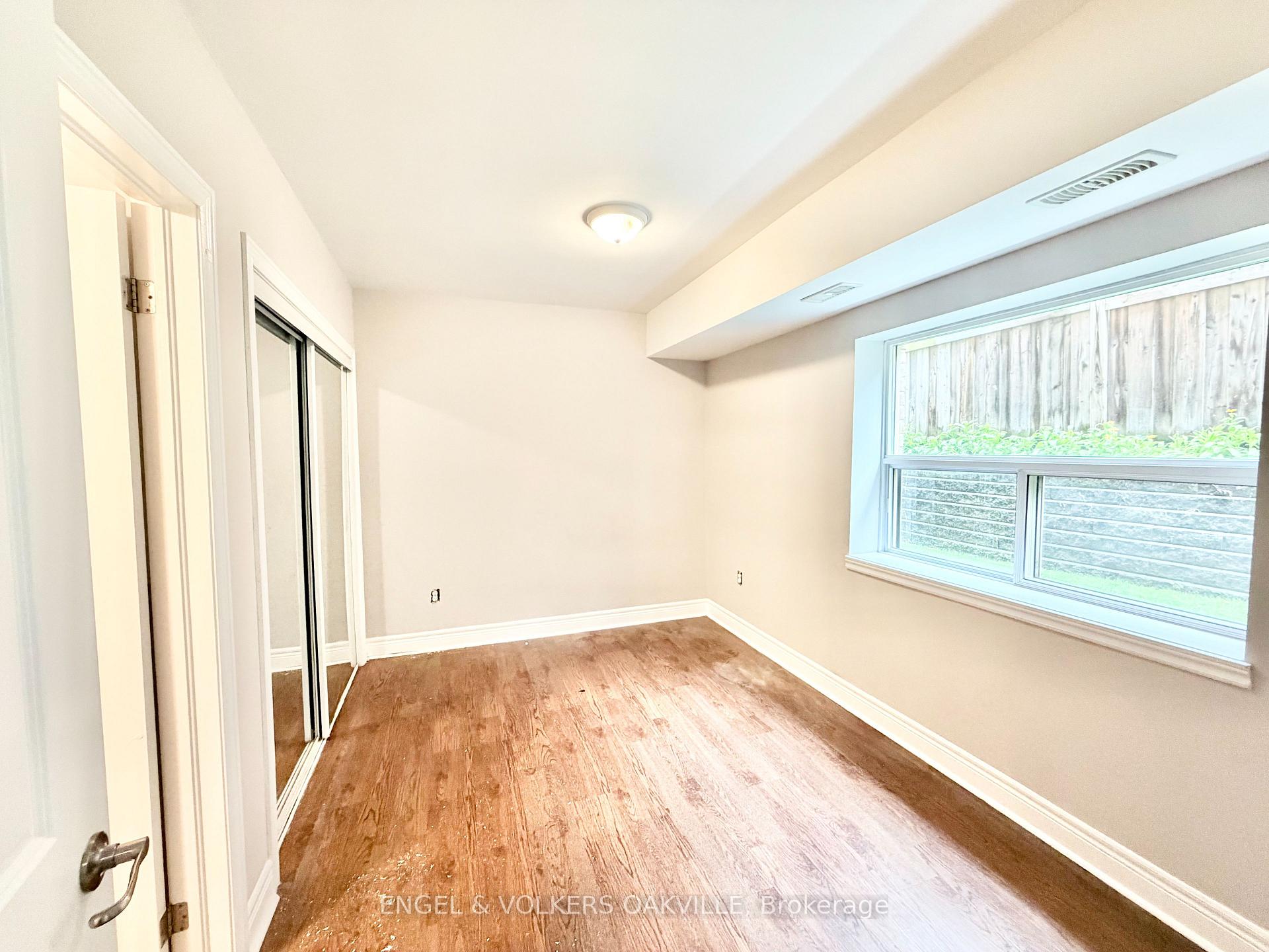 Photo 4 of Unit 112, 15 Thirty Third Street, Etobicoke, Long Branch — HOMEH