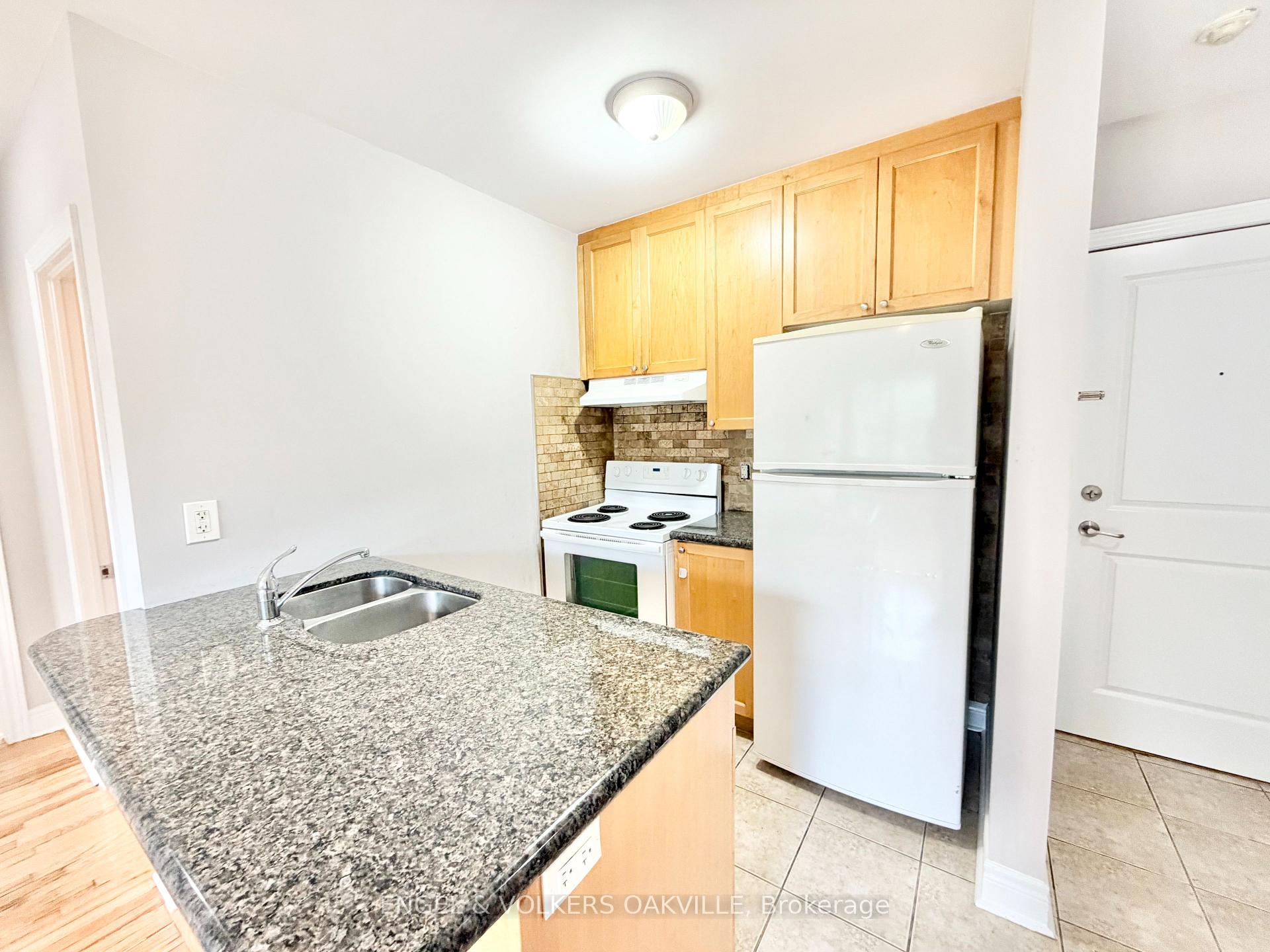 Photo 1 of Unit 302, 15 Thirty Third Street, Etobicoke, Long Branch — HOMEH