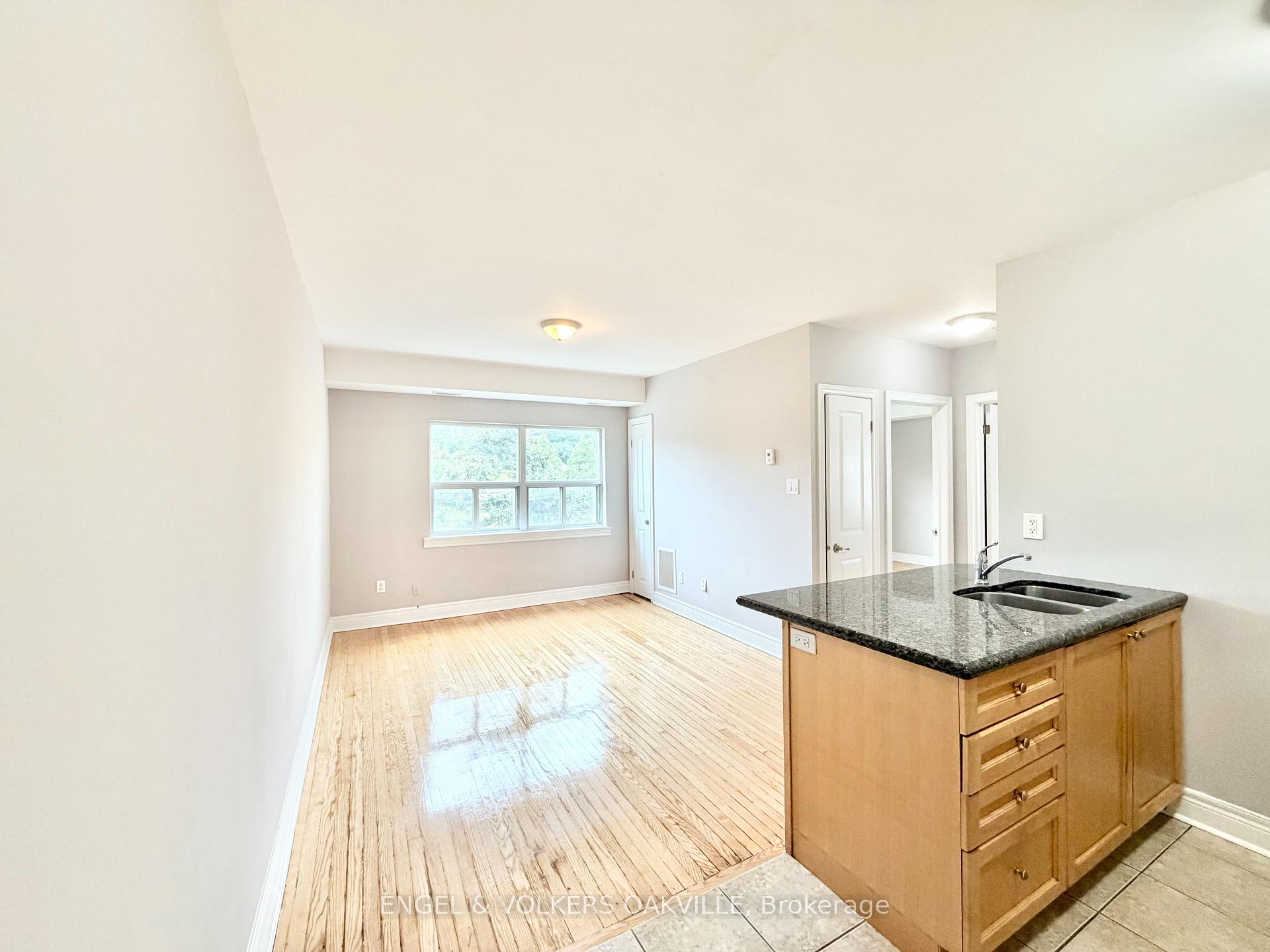 Photo 2 of Unit 302, 15 Thirty Third Street, Etobicoke, Long Branch — HOMEH