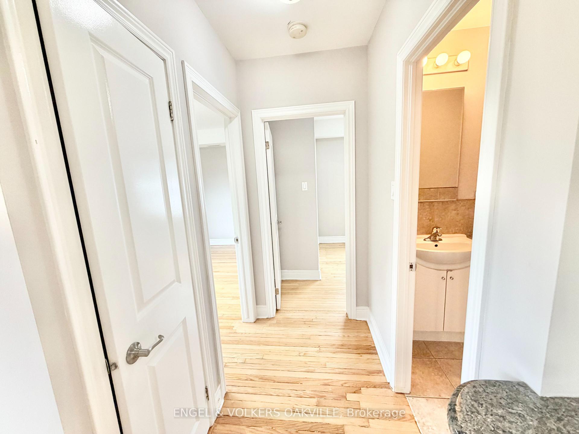 Photo 4 of Unit 302, 15 Thirty Third Street, Etobicoke, Long Branch — HOMEH