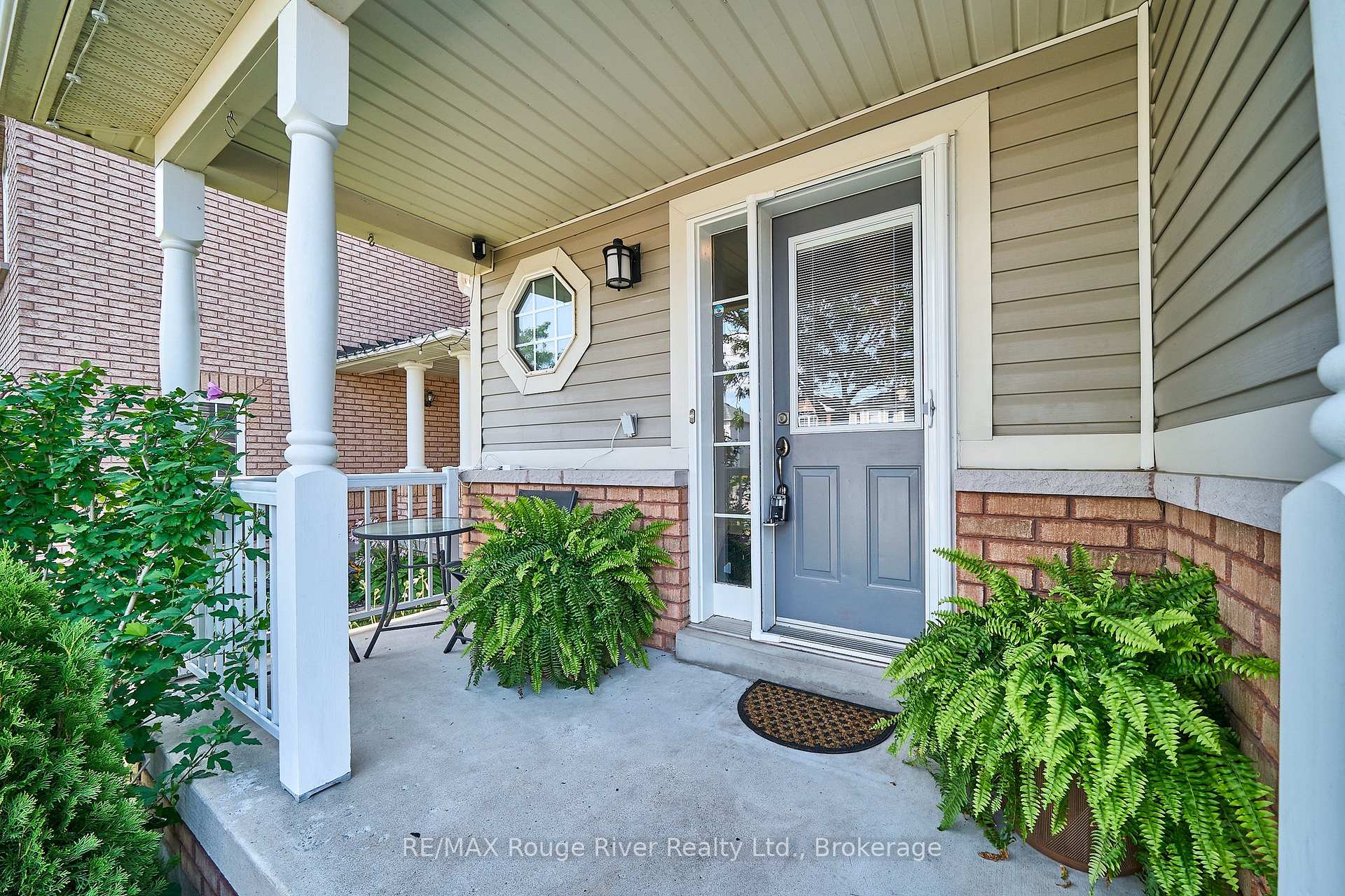 Photo 4 of 112 Bannister Street, Clarington, Bowmanville — HOMEH
