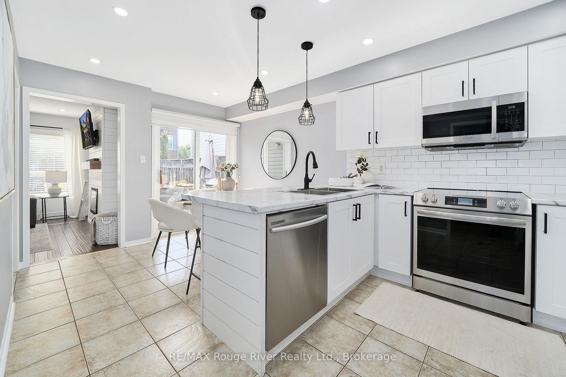 Photo 19 of 112 Bannister Street, Clarington, Bowmanville — HOMEH