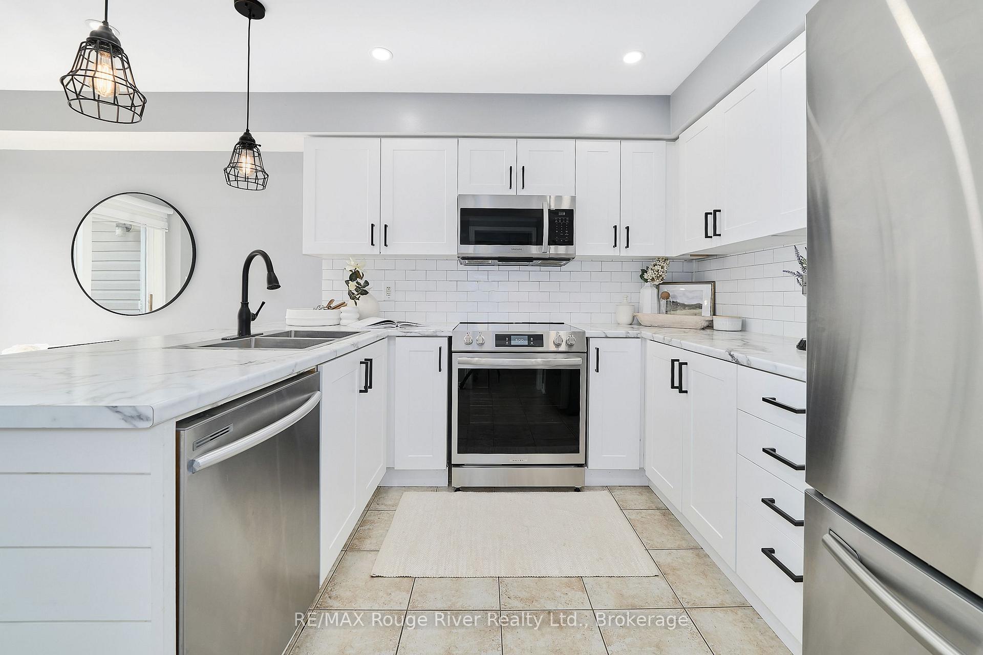 Photo 20 of 112 Bannister Street, Clarington, Bowmanville — HOMEH