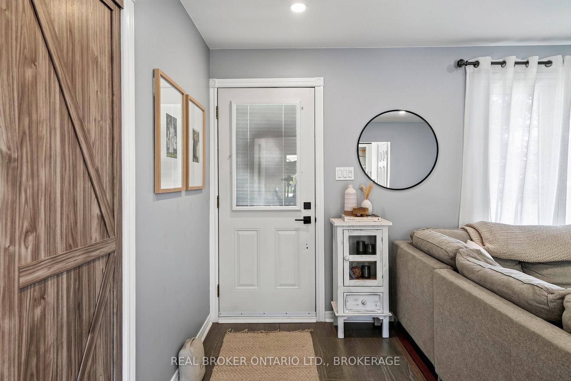Photo 6 of 40 McKenzie Street W, Cornwall, Cornwall — HOMEH