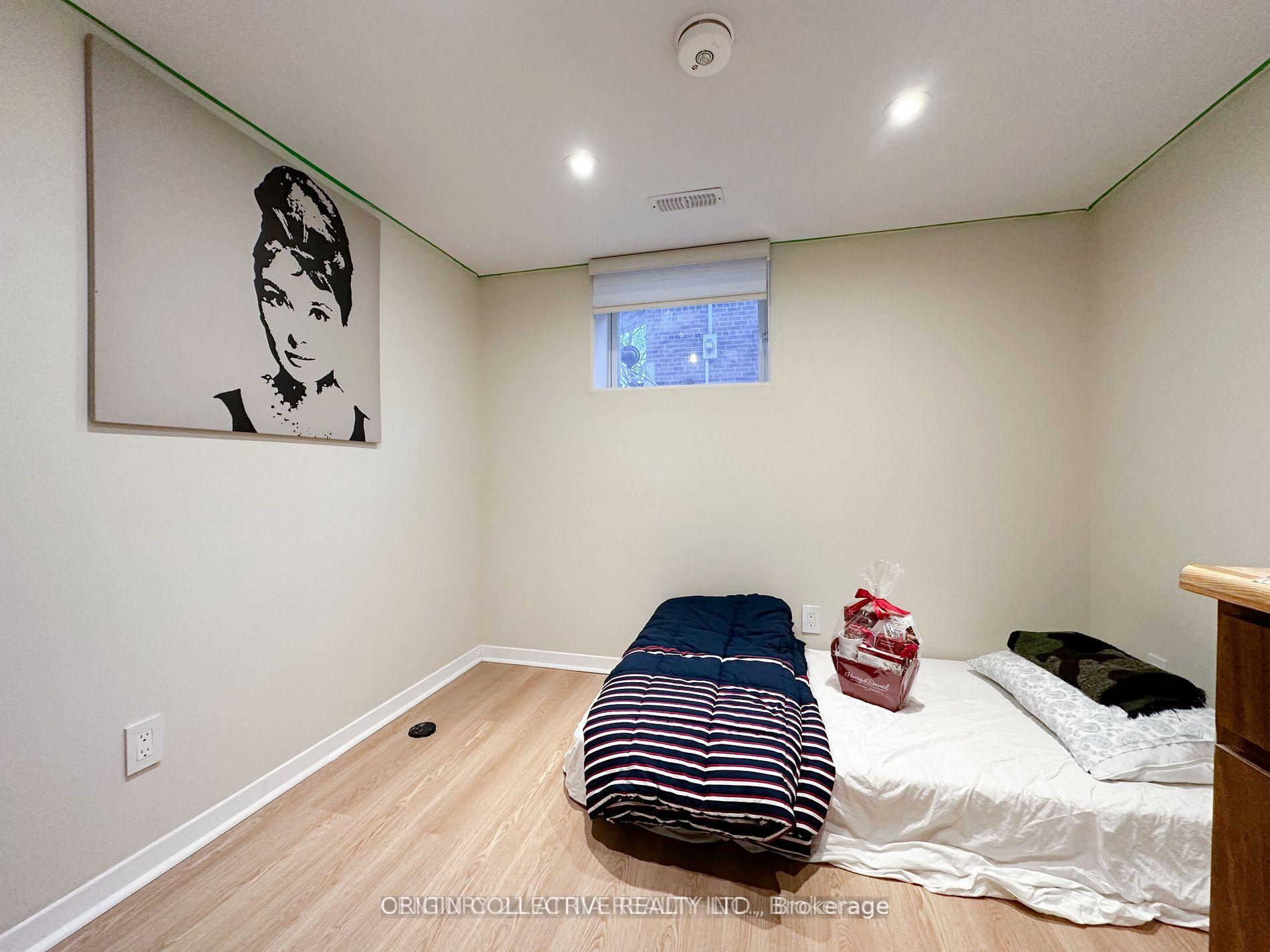 Photo 4 of 280 Thirtieth Street, Etobicoke, Alderwood — HOMEH
