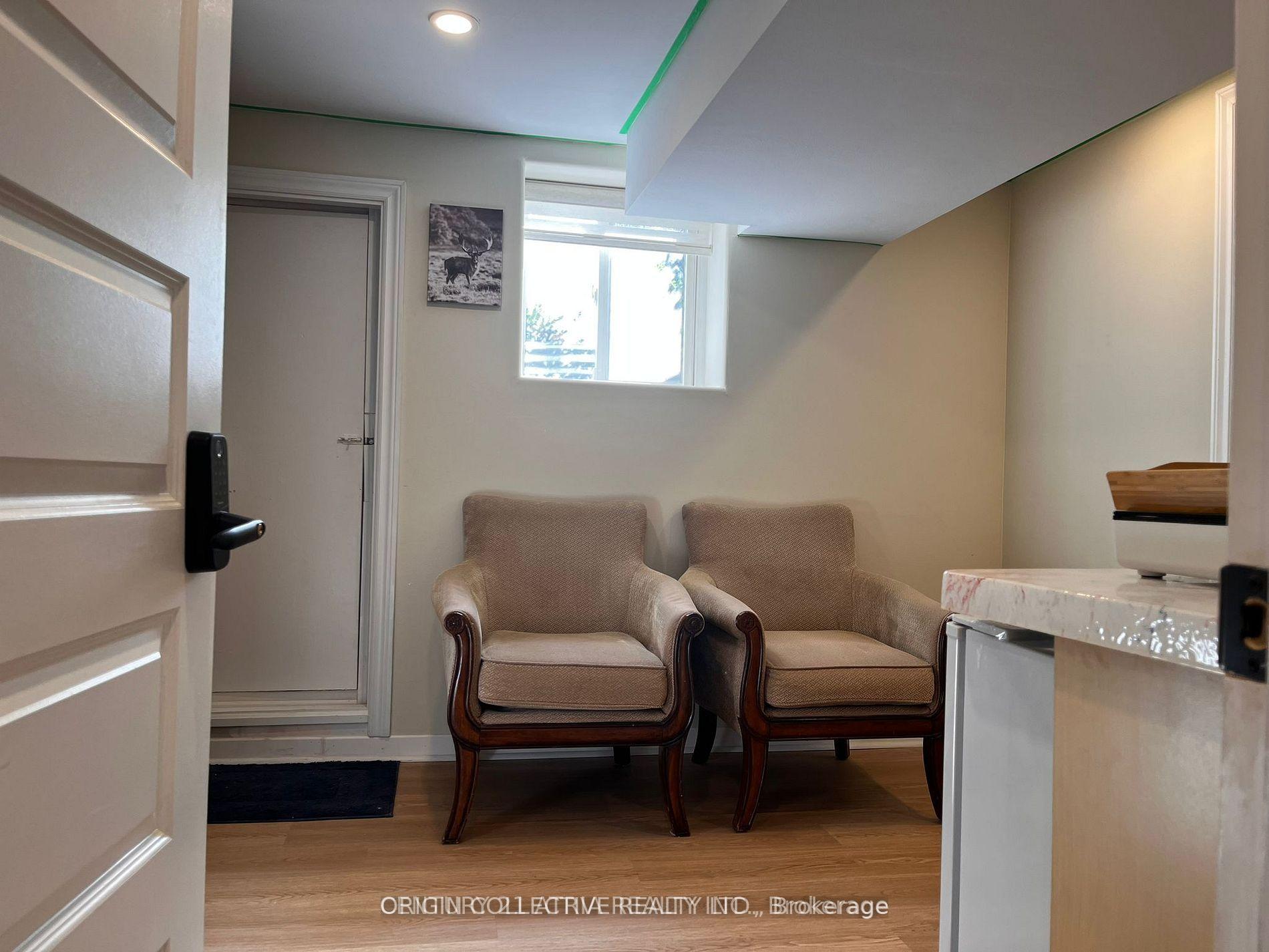 Photo 8 of 280 Thirtieth Street, Etobicoke, Alderwood — HOMEH