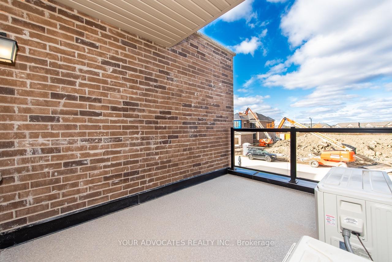 Photo 10 of 136 Falby Road, Brampton, Bram East — HOMEH