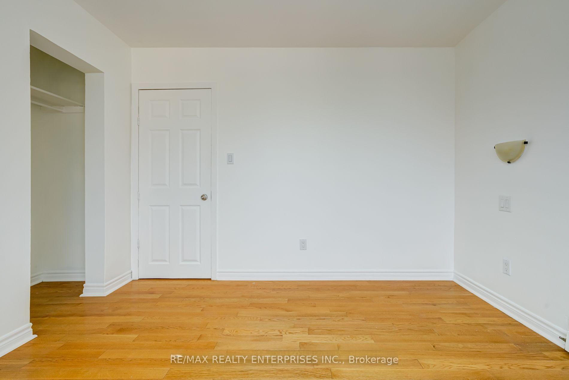 Photo 11 of 488 Logan Avenue, Toronto, South Riverdale — HOMEH