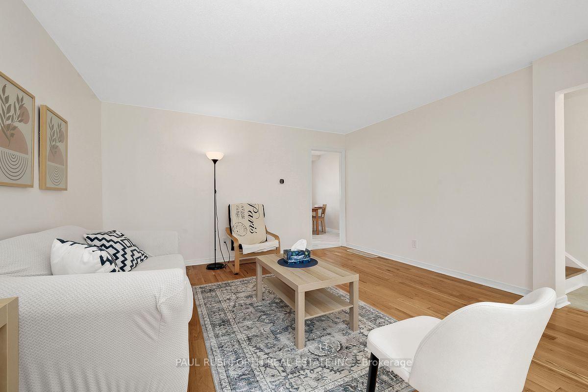 Photo 6 of 939 Greenbriar Avenue, Ottawa, Carleton Heights — HOMEH