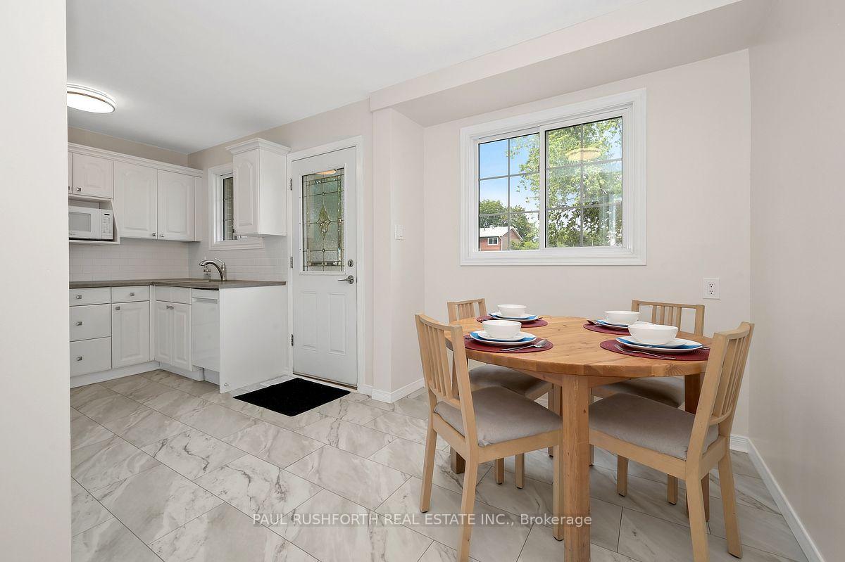 Photo 7 of 939 Greenbriar Avenue, Ottawa, Carleton Heights — HOMEH