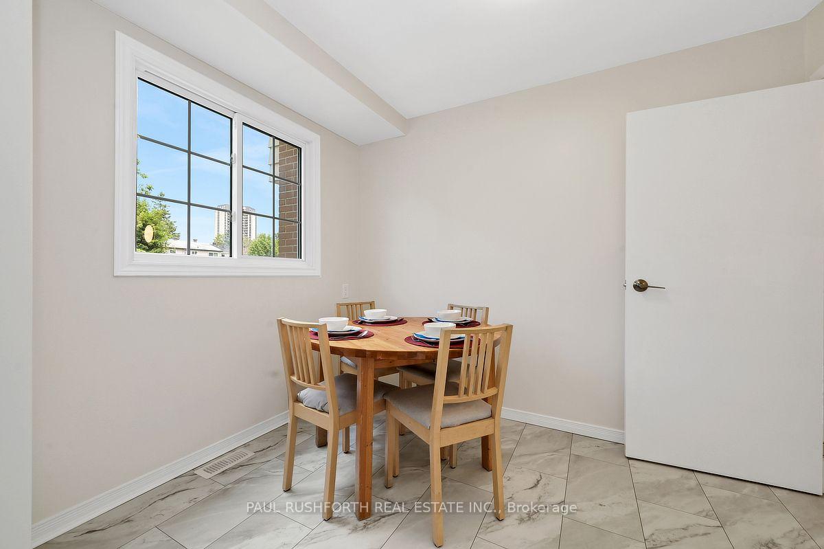 Photo 8 of 939 Greenbriar Avenue, Ottawa, Carleton Heights — HOMEH