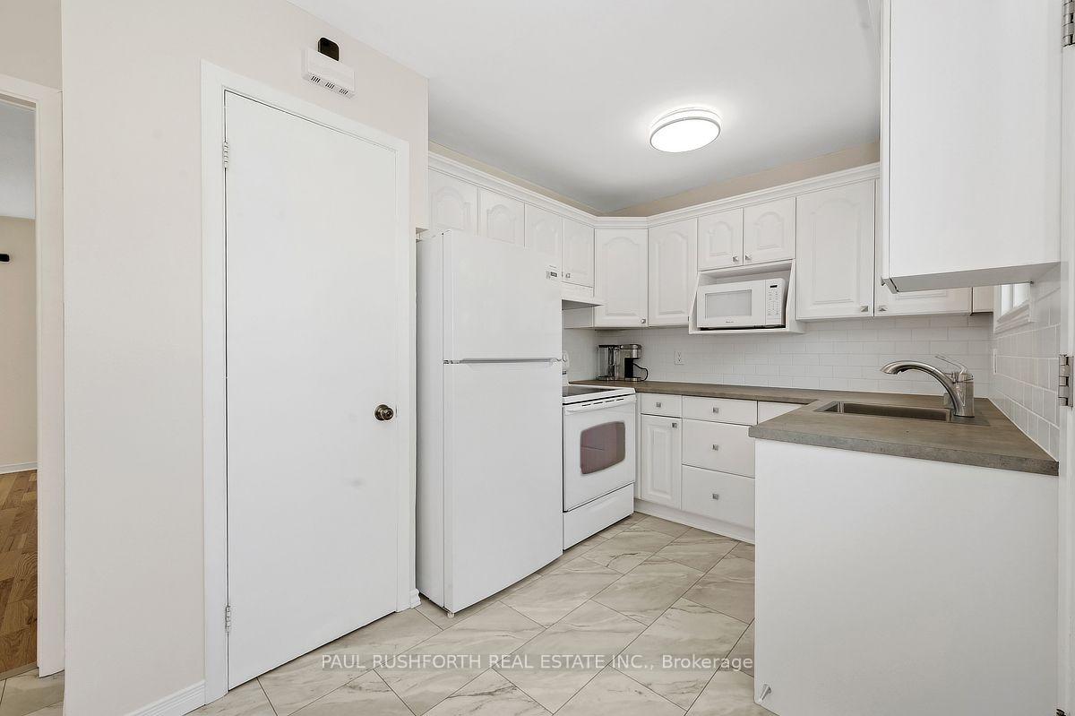 Photo 11 of 939 Greenbriar Avenue, Ottawa, Carleton Heights — HOMEH