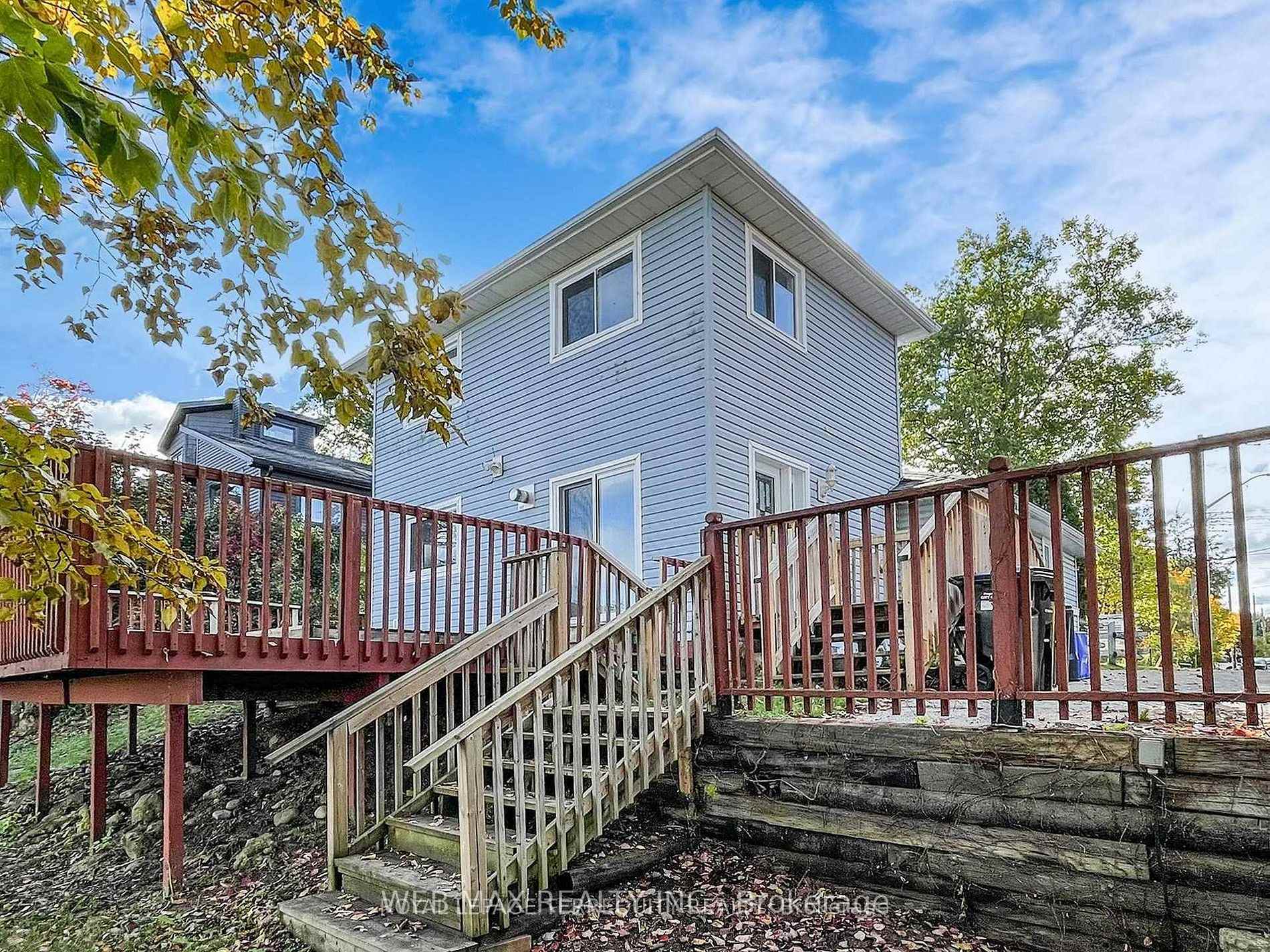 Photo 34 of 40 Brennan Avenue, Barrie, South Shore — HOMEH