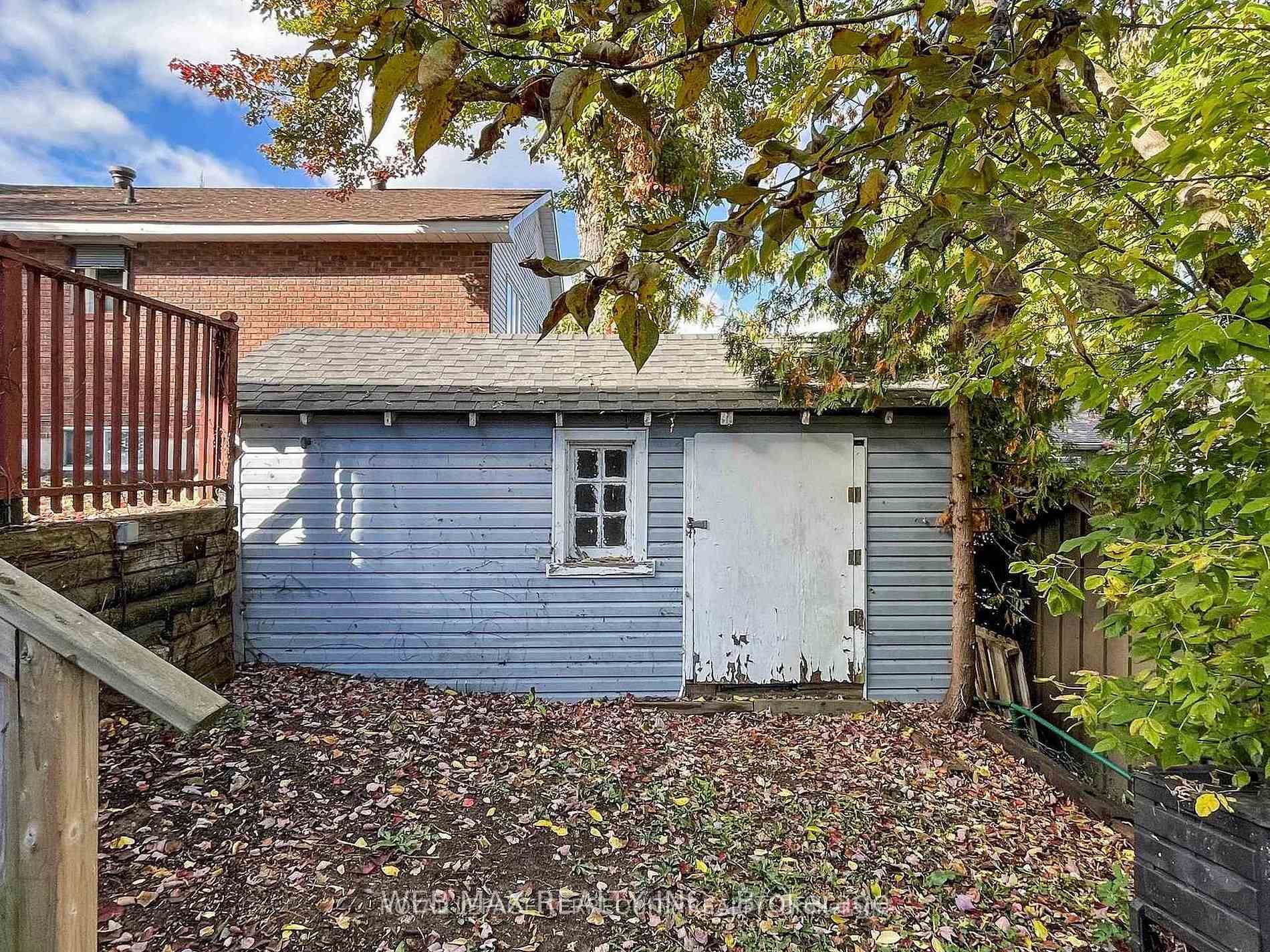 Photo 36 of 40 Brennan Avenue, Barrie, South Shore — HOMEH