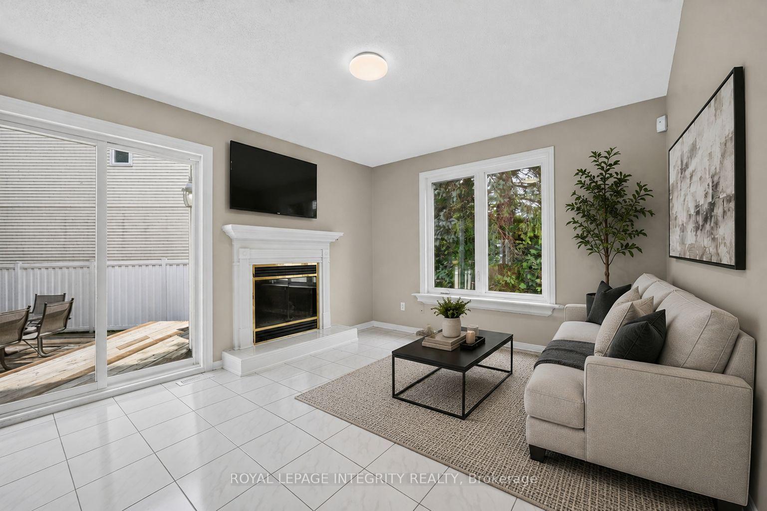 Photo 10 of 1957 Crestmont Place, Ottawa, Chapel Hill South - Orleans Village — HOMEH