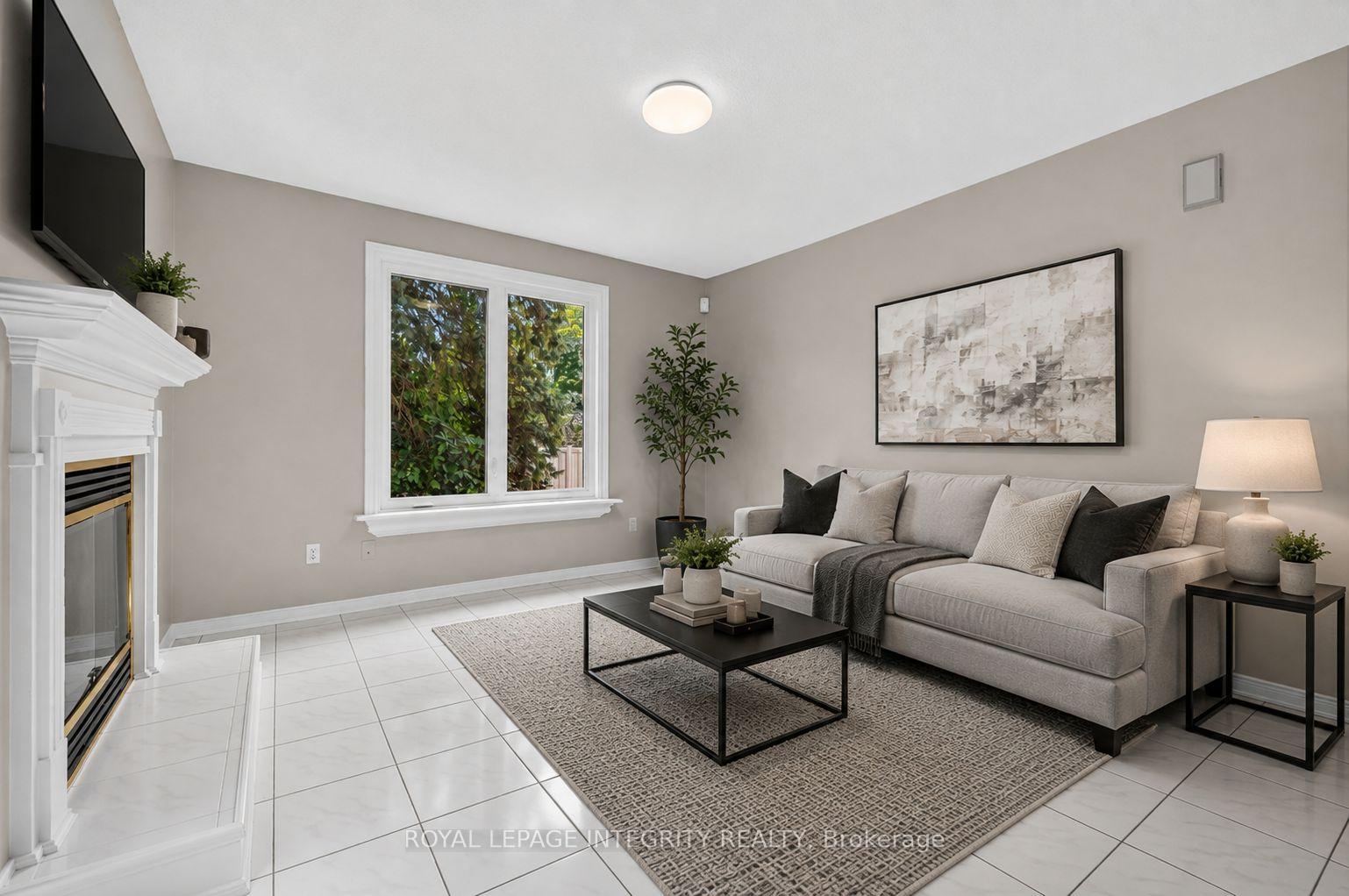 Photo 11 of 1957 Crestmont Place, Ottawa, Chapel Hill South - Orleans Village — HOMEH