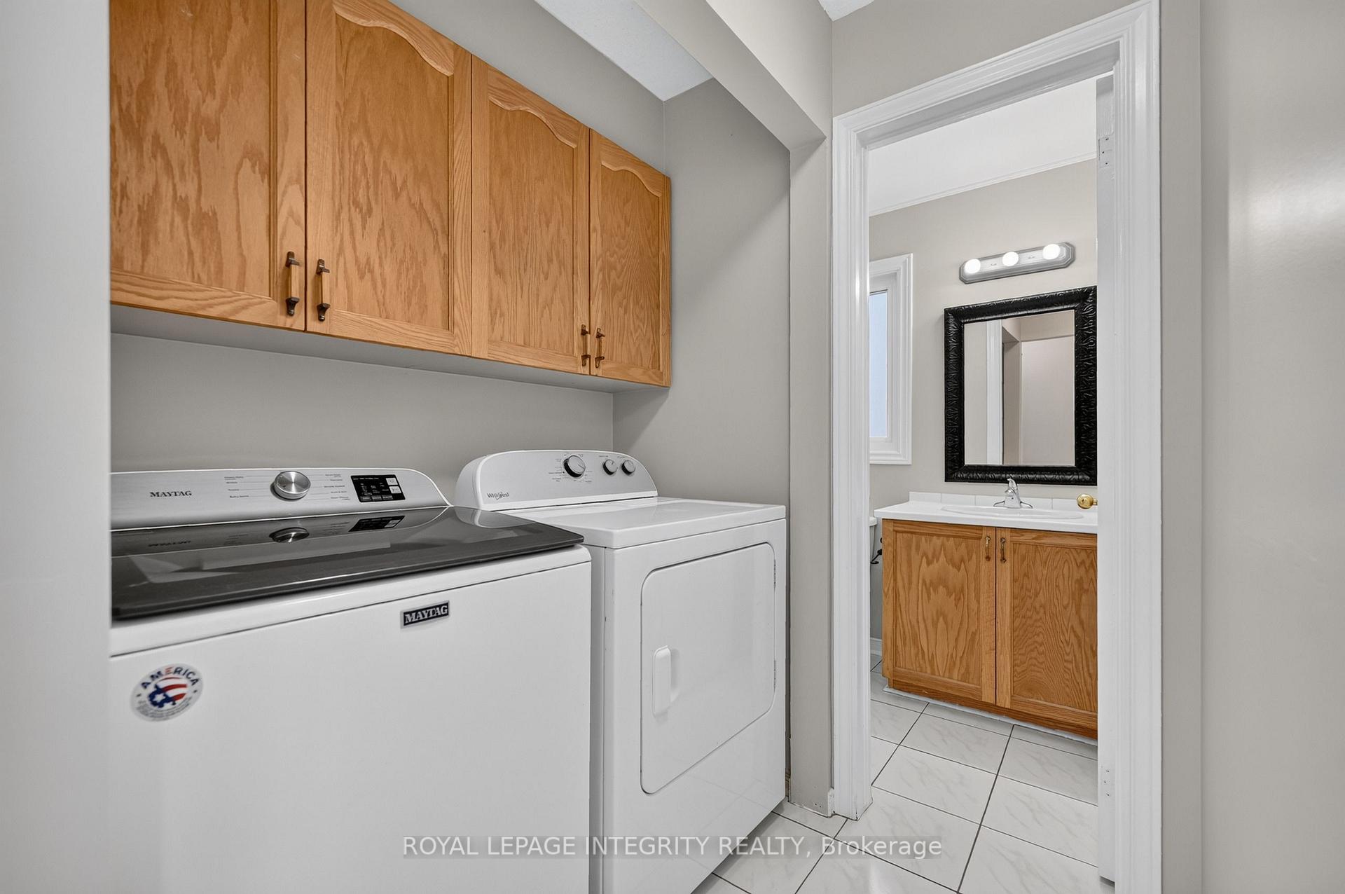 Photo 18 of 1957 Crestmont Place, Ottawa, Chapel Hill South - Orleans Village — HOMEH