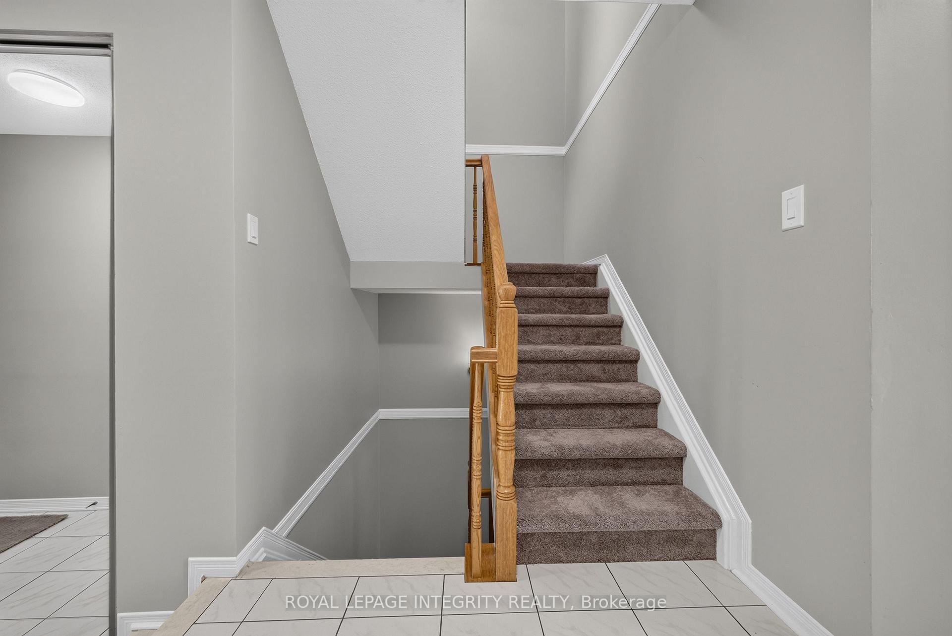 Photo 20 of 1957 Crestmont Place, Ottawa, Chapel Hill South - Orleans Village — HOMEH