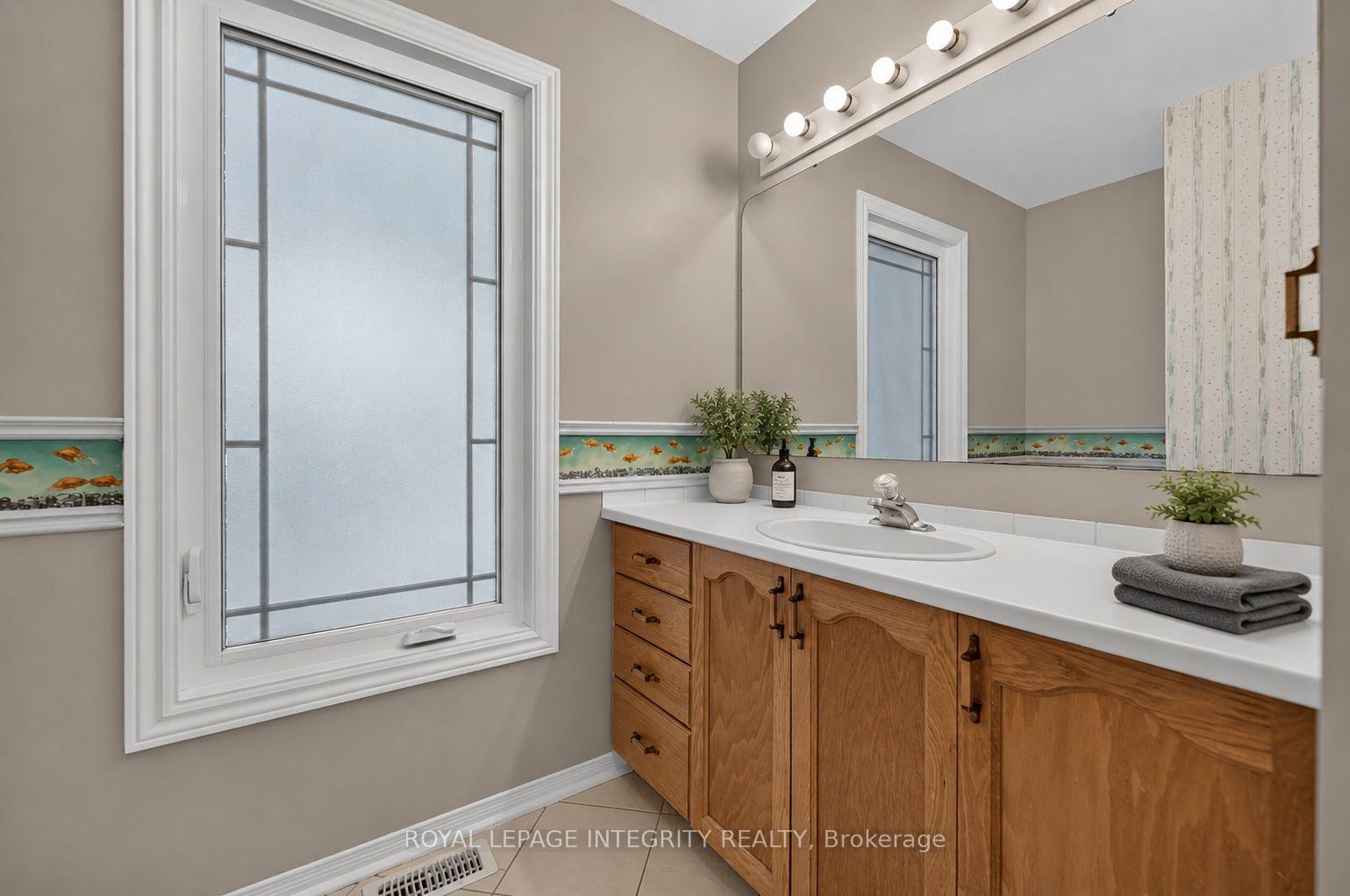 Photo 32 of 1957 Crestmont Place, Ottawa, Chapel Hill South - Orleans Village — HOMEH