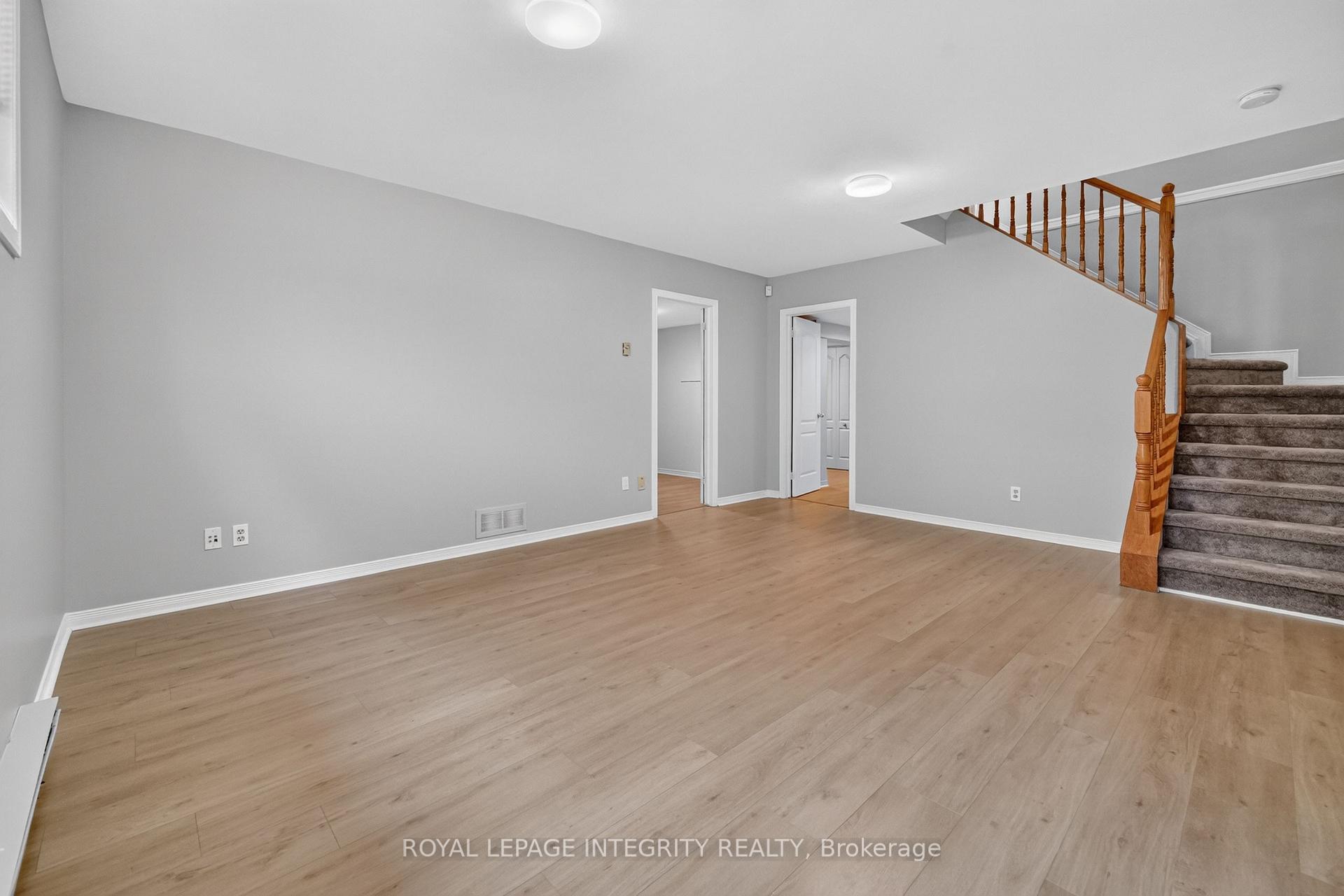 Photo 35 of 1957 Crestmont Place, Ottawa, Chapel Hill South - Orleans Village — HOMEH