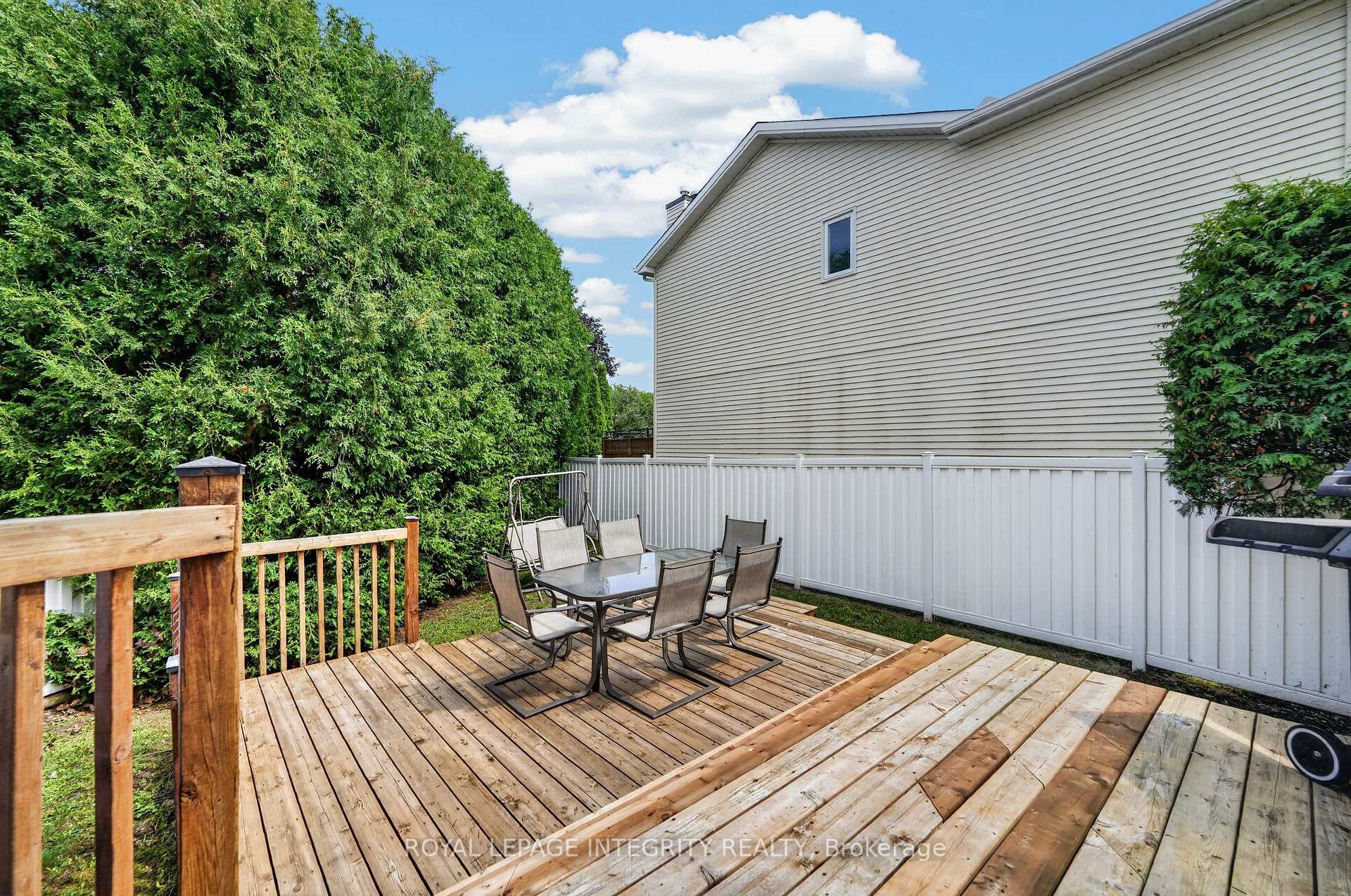 Photo 42 of 1957 Crestmont Place, Ottawa, Chapel Hill South - Orleans Village — HOMEH