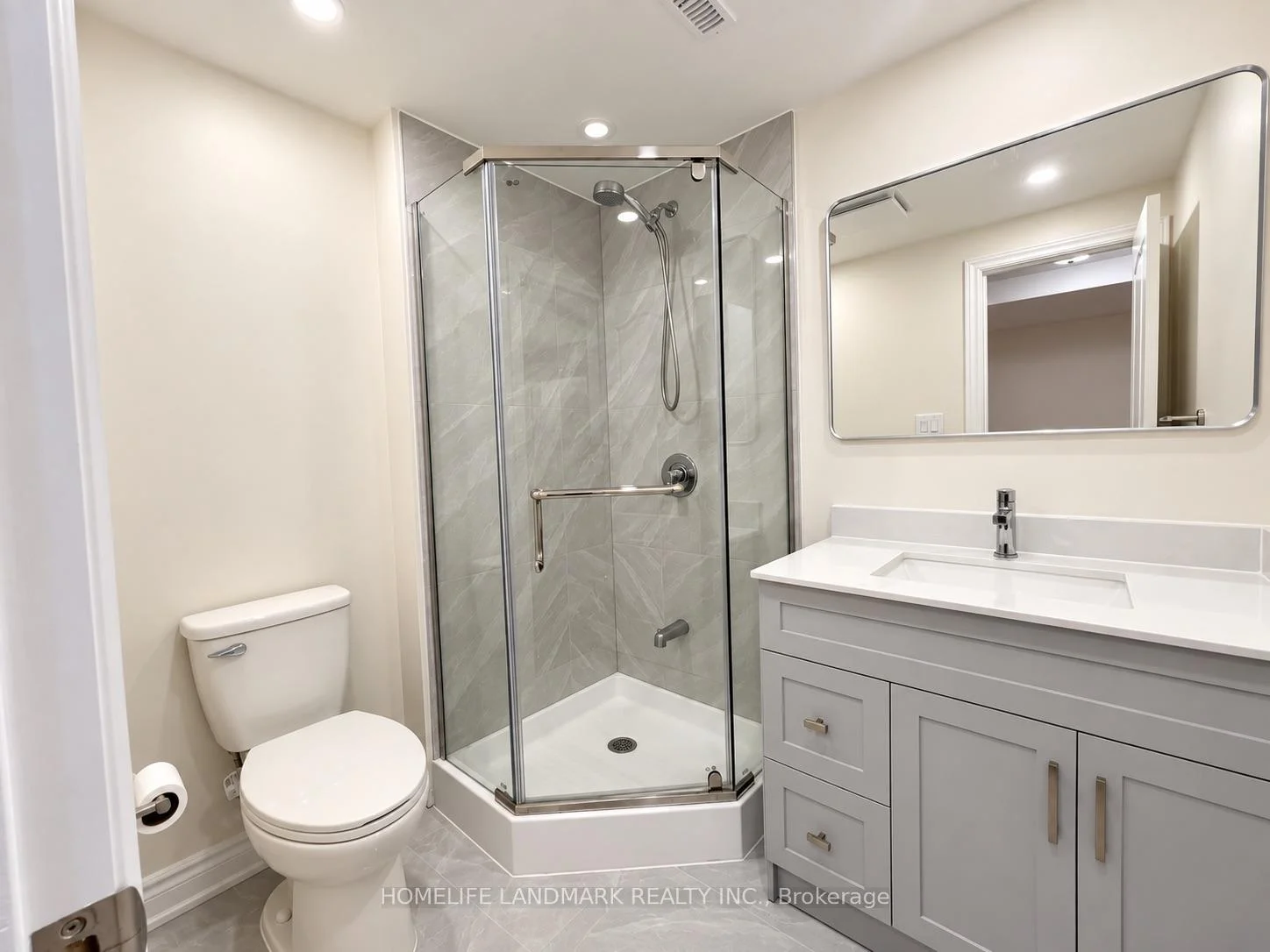 Photo 15 of Unit Basement, 17 Ferncliffe Crescent, Markham, Cedarwood — HOMEH
