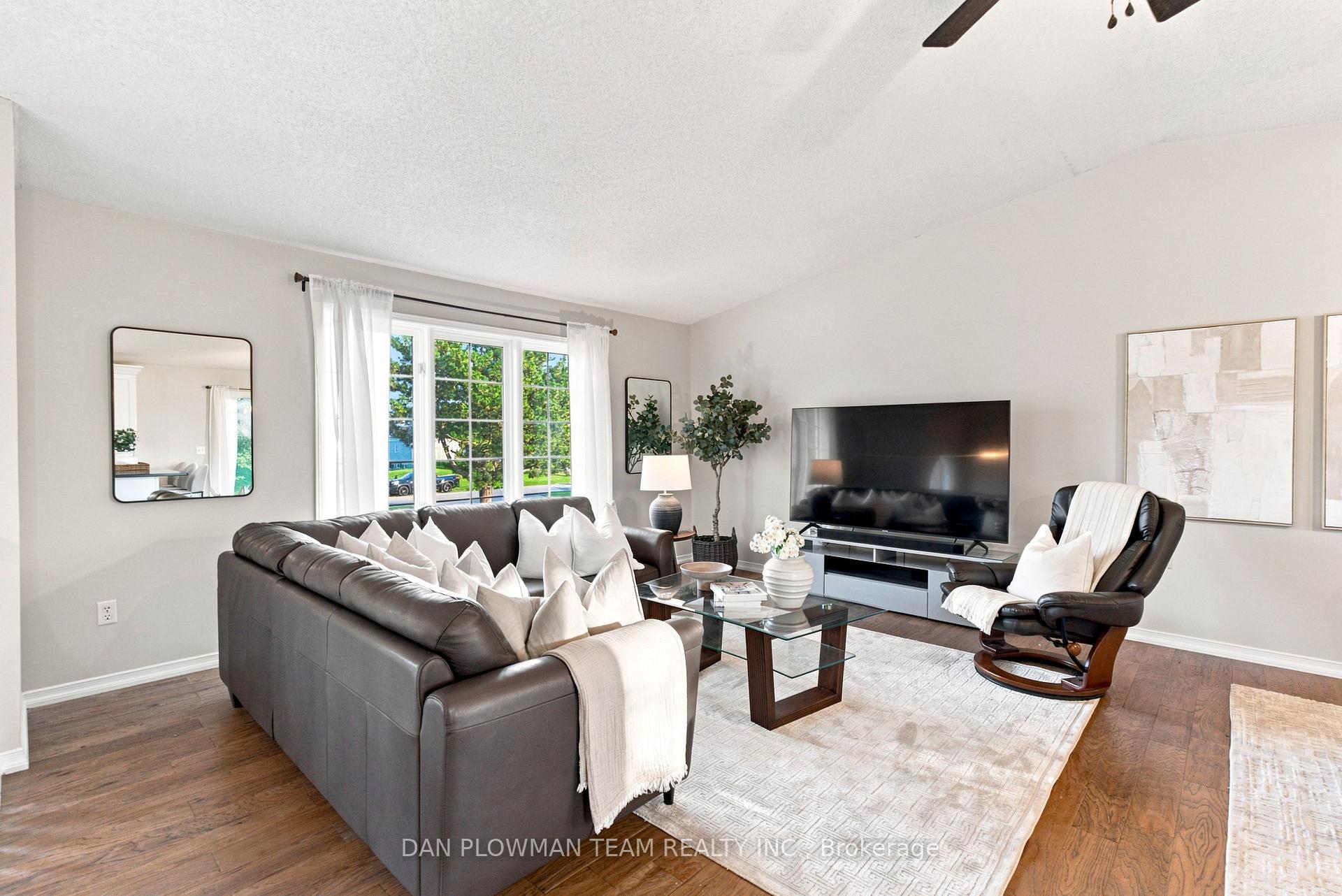 Photo 5 of 57 O'reilly Lane, Kawartha Lakes, Ops — HOMEH