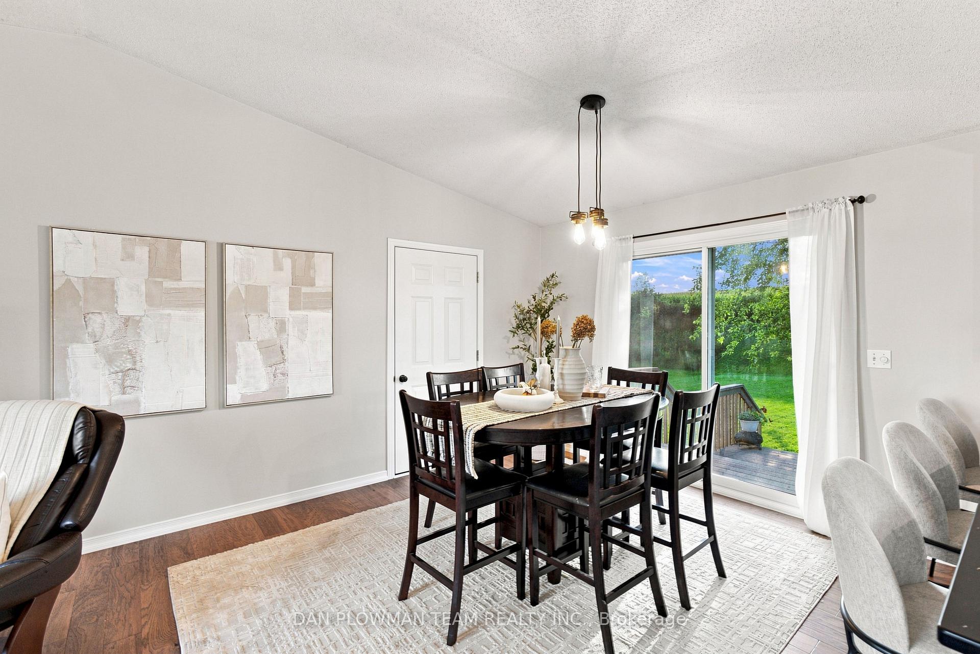 Photo 10 of 57 O'reilly Lane, Kawartha Lakes, Ops — HOMEH