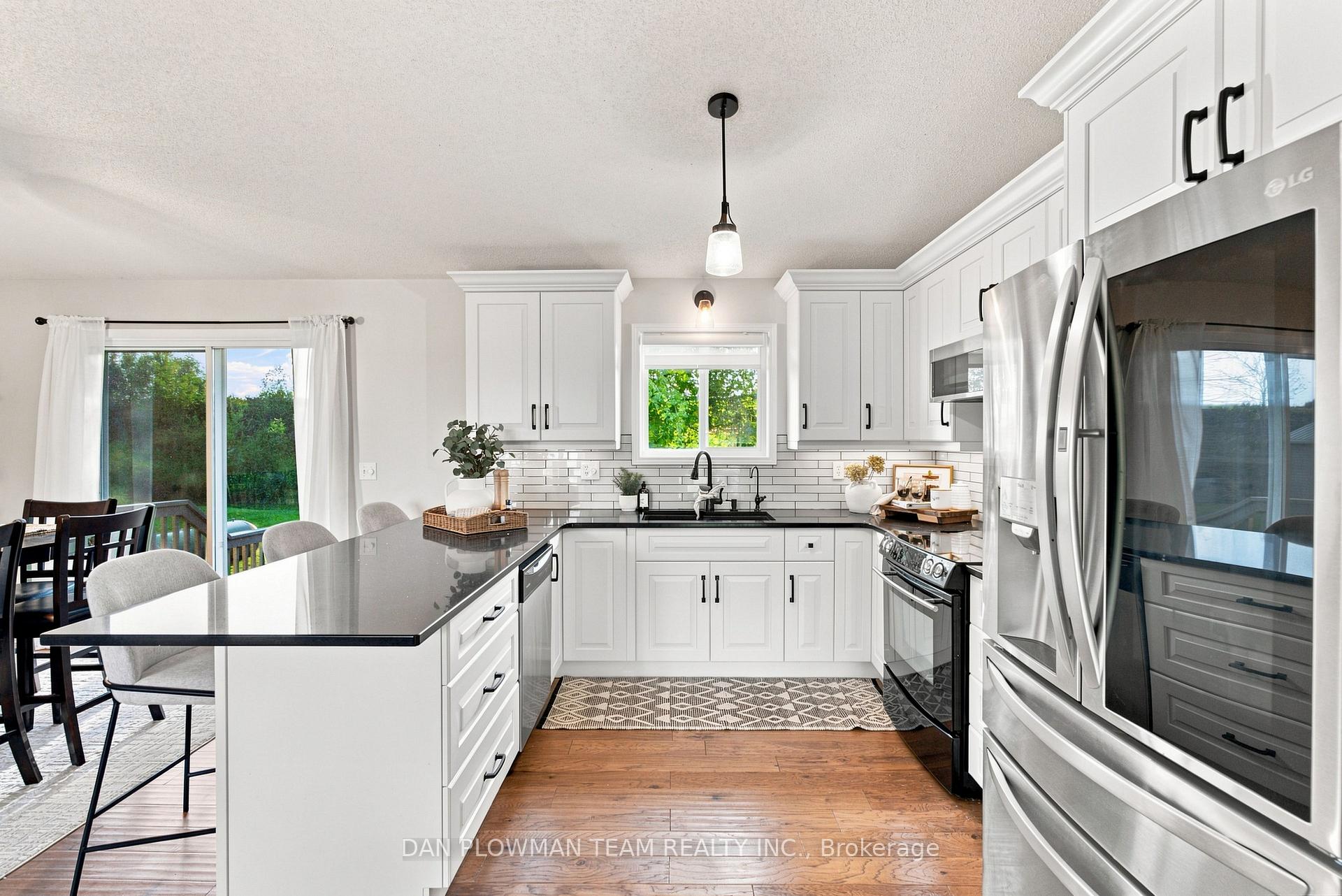 Photo 12 of 57 O'reilly Lane, Kawartha Lakes, Ops — HOMEH