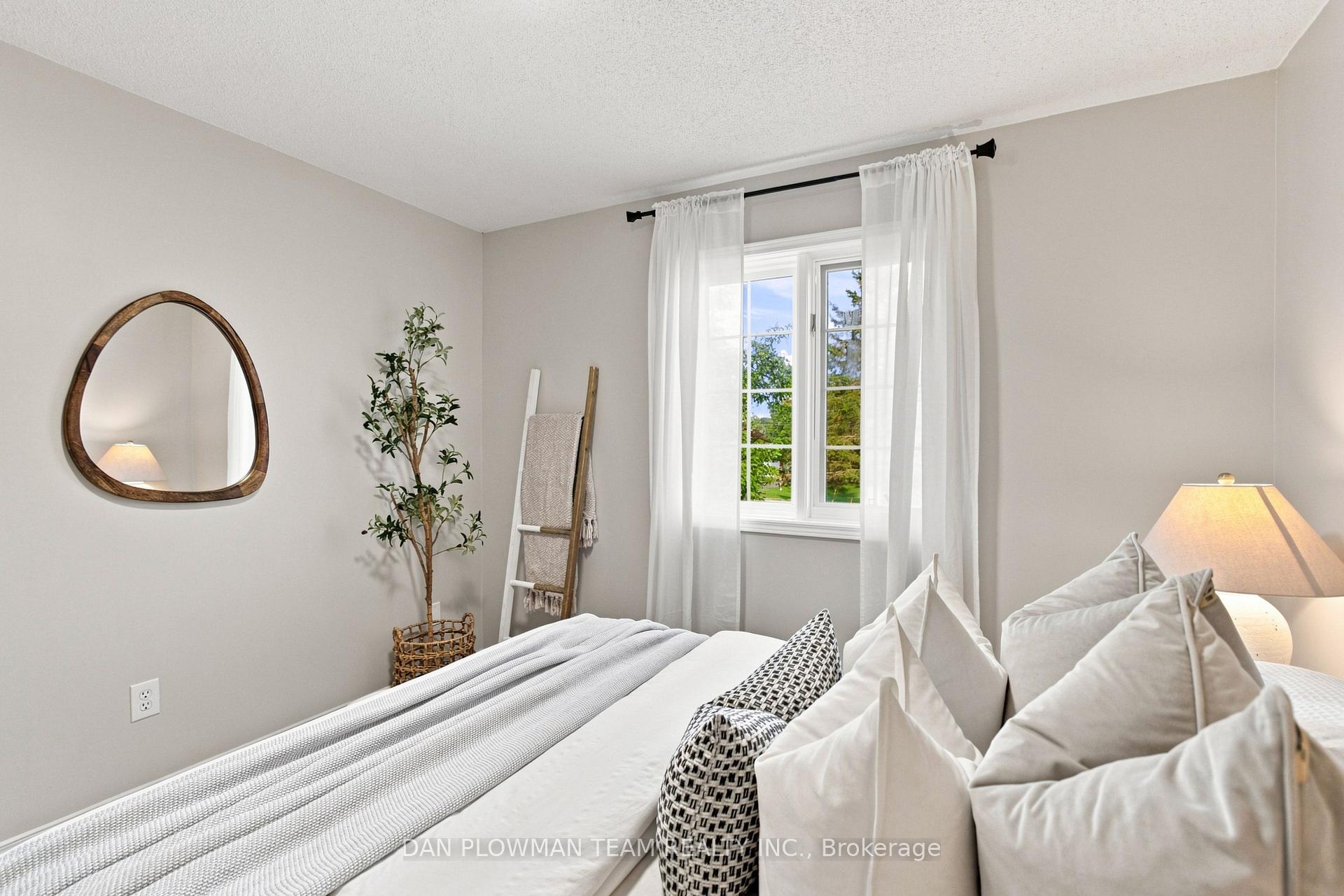 Photo 21 of 57 O'reilly Lane, Kawartha Lakes, Ops — HOMEH