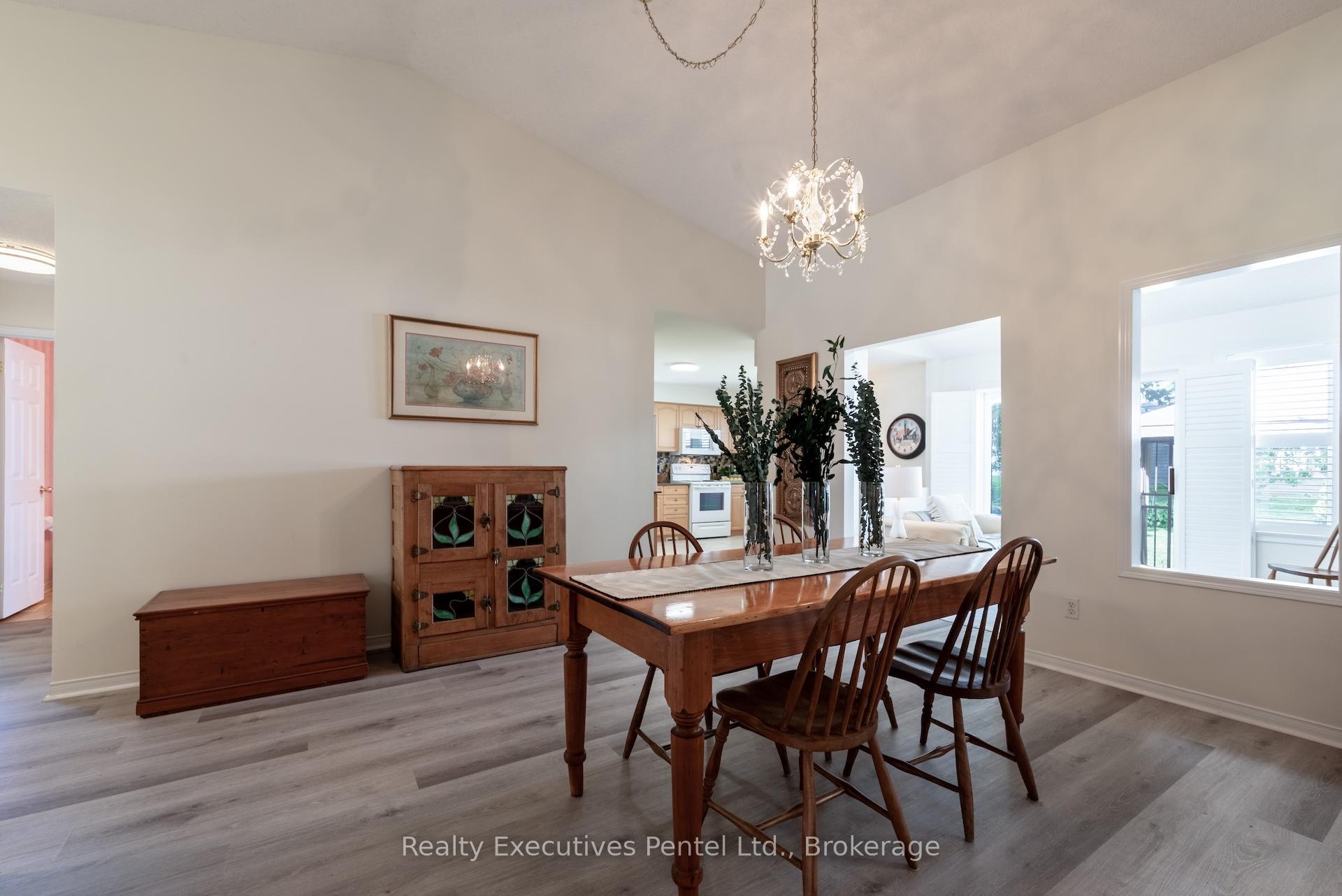 Photo 7 of 1 Cliff Drive, Clarington, Newcastle — HOMEH