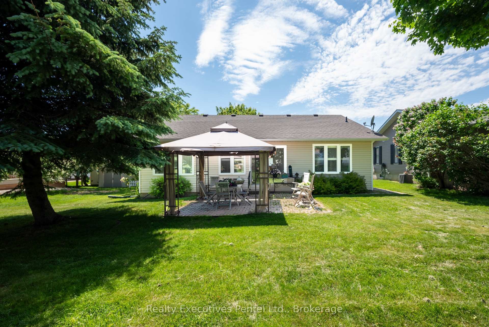 Photo 34 of 1 Cliff Drive, Clarington, Newcastle — HOMEH
