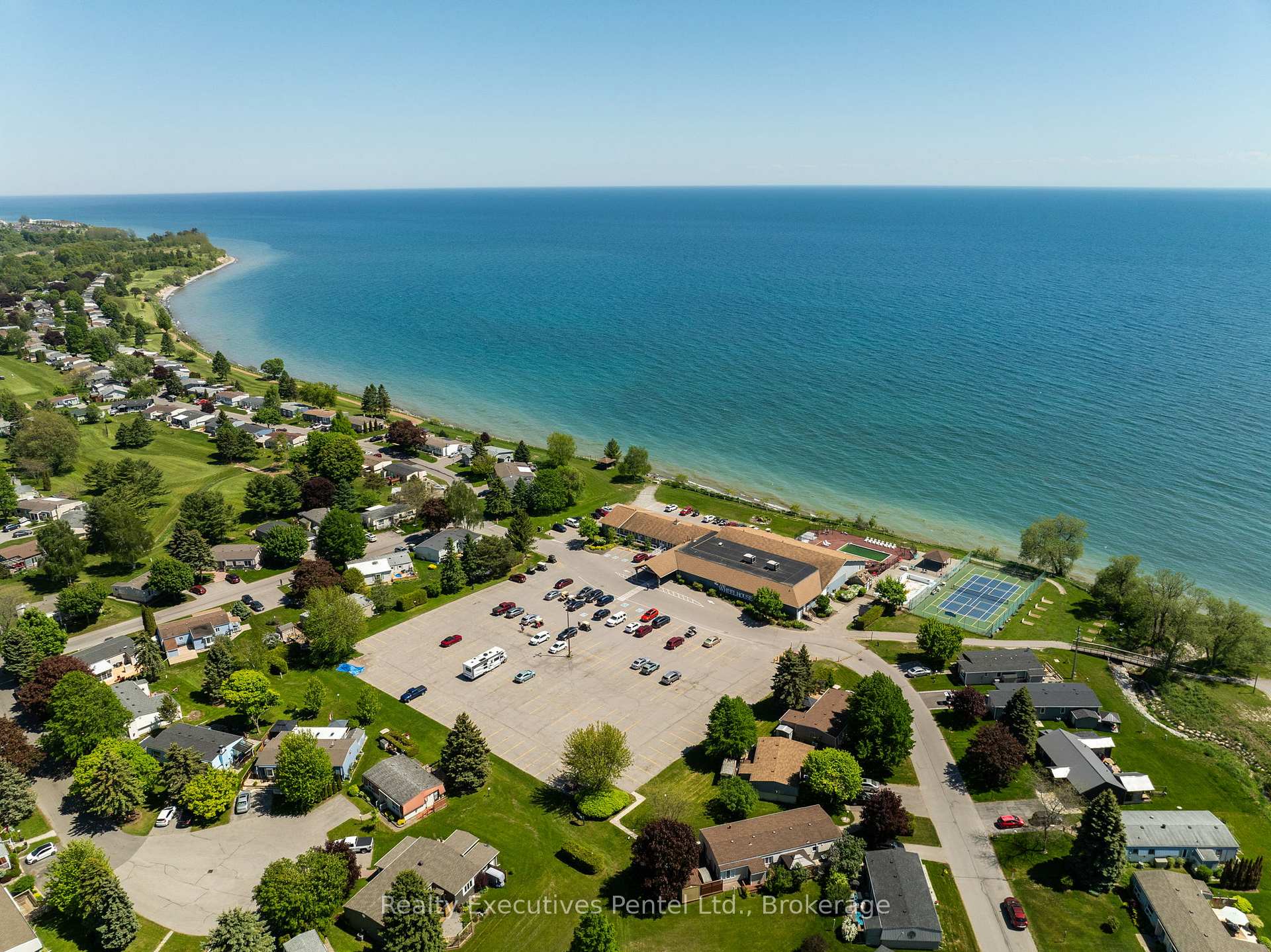 Photo 40 of 1 Cliff Drive, Clarington, Newcastle — HOMEH