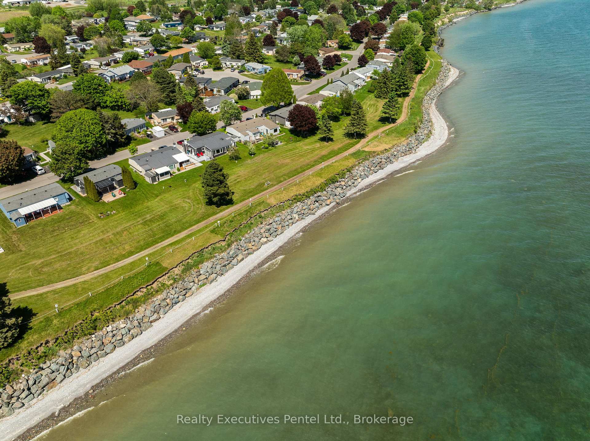 Photo 50 of 1 Cliff Drive, Clarington, Newcastle — HOMEH