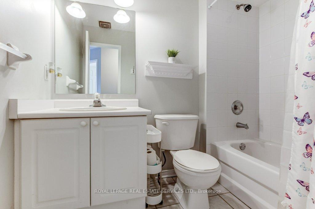 Photo 25 of 331 Ravineview Way, Oakville, Wedgewood Creek — HOMEH