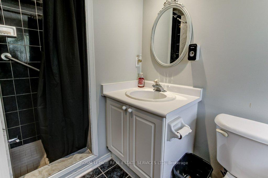 Photo 29 of 331 Ravineview Way, Oakville, Wedgewood Creek — HOMEH