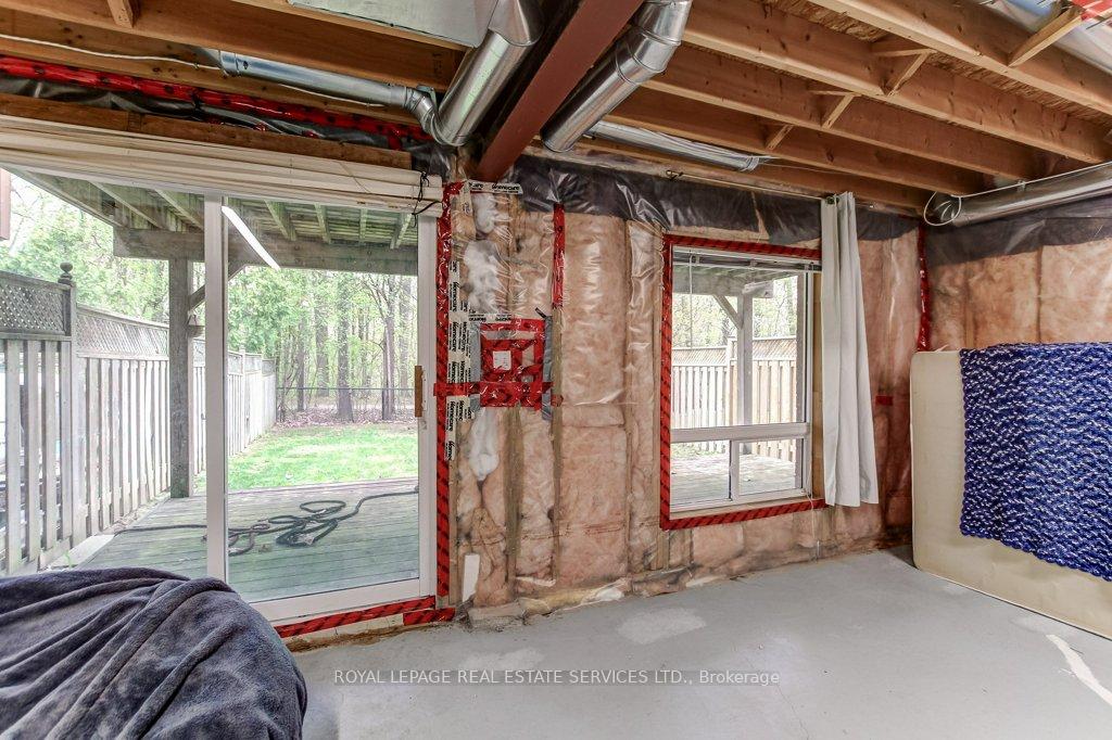 Photo 30 of 331 Ravineview Way, Oakville, Wedgewood Creek — HOMEH