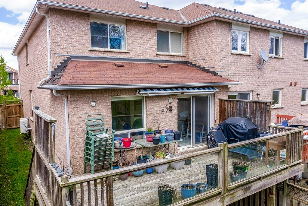 Photo 43 of 331 Ravineview Way, Oakville, Wedgewood Creek — HOMEH