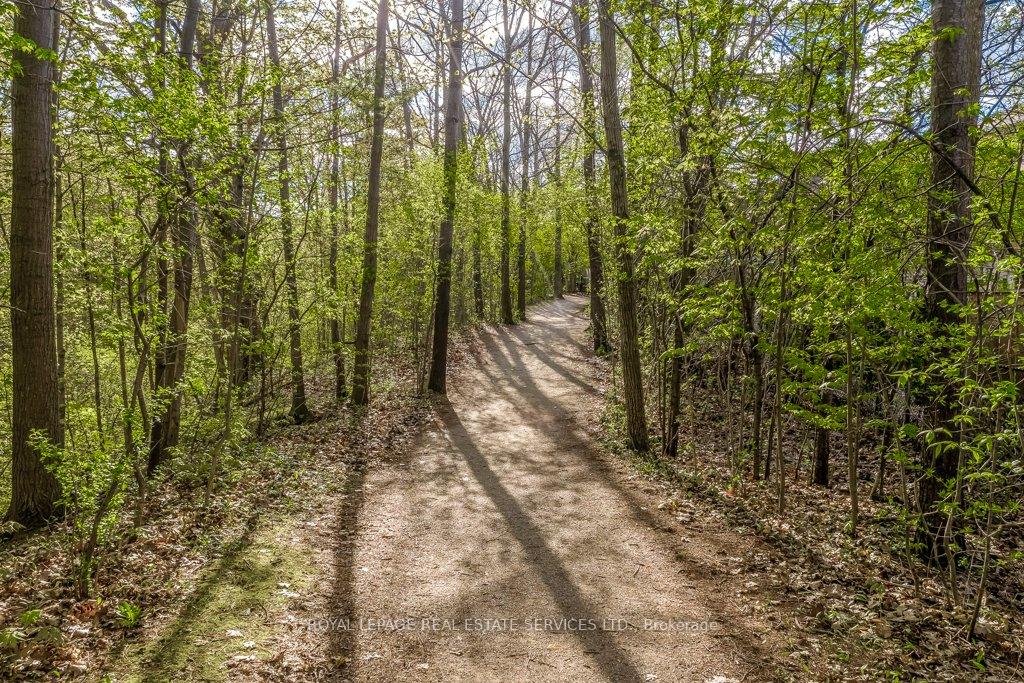 Photo 47 of 331 Ravineview Way, Oakville, Wedgewood Creek — HOMEH