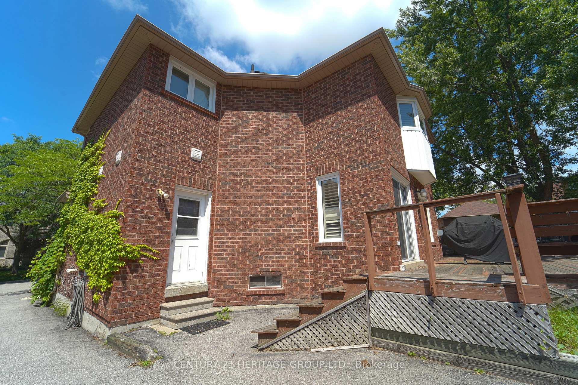 Photo 9 of 3 Primrose Path Crescent, Markham, Legacy — HOMEH