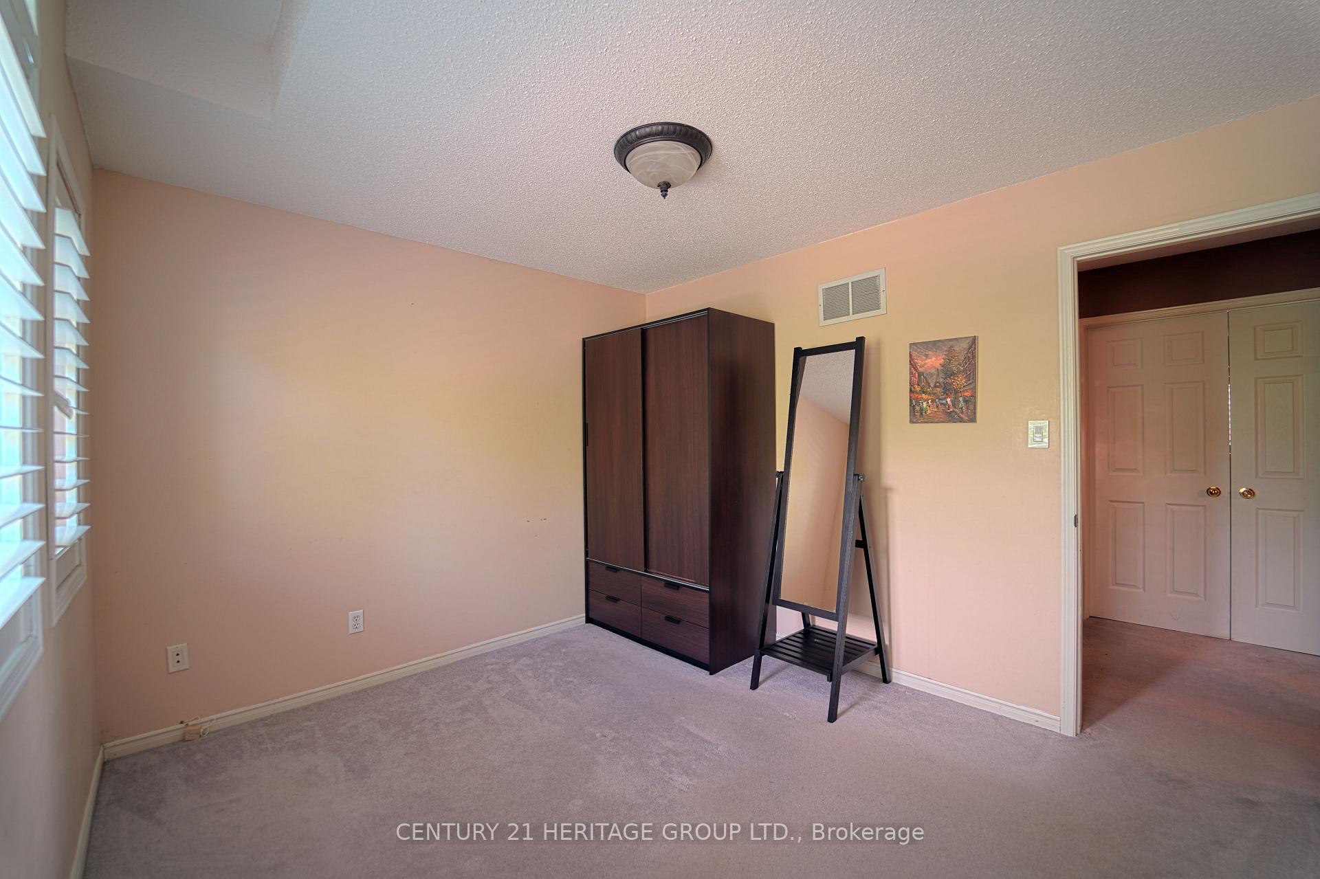 Photo 21 of 3 Primrose Path Crescent, Markham, Legacy — HOMEH