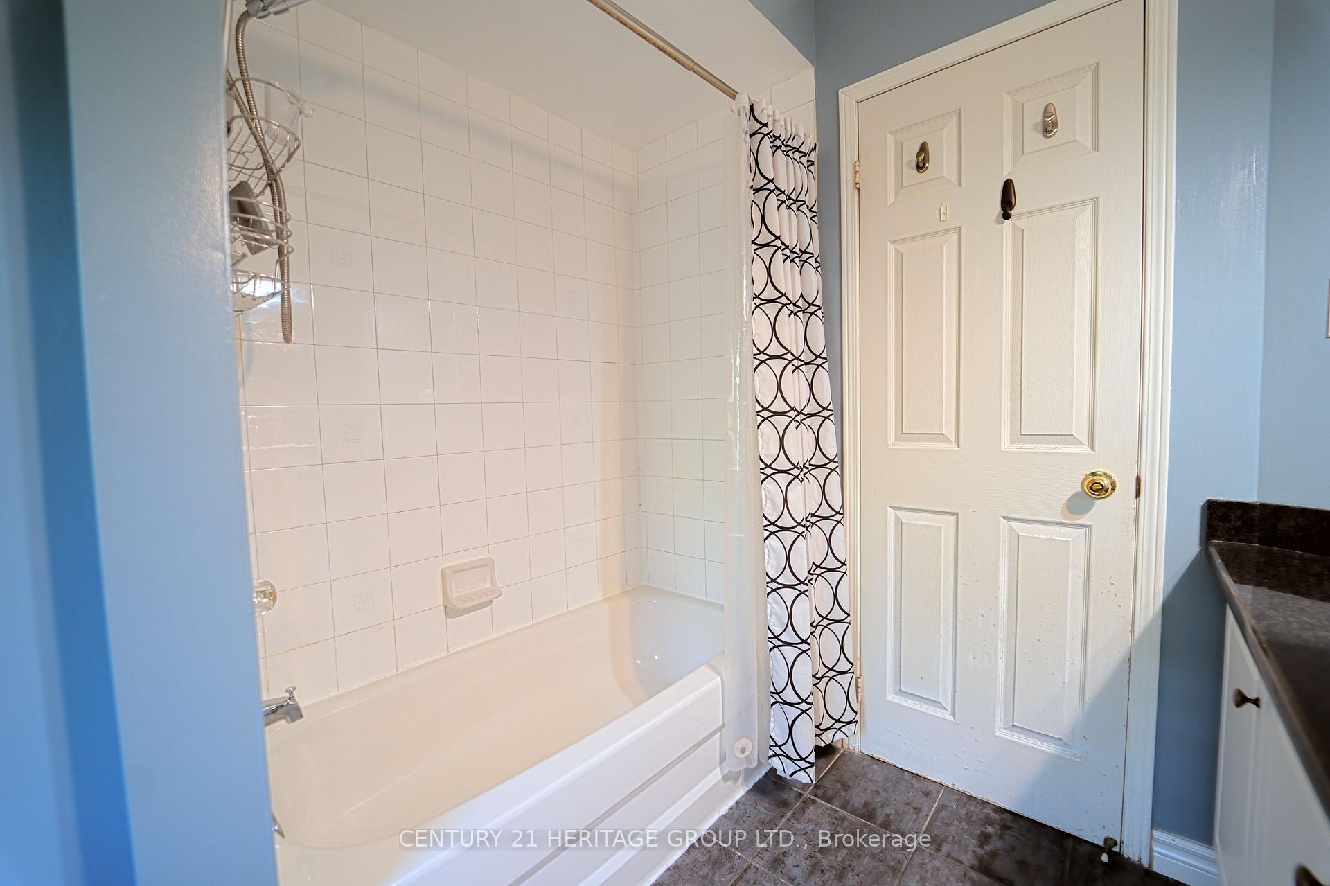 Photo 23 of 3 Primrose Path Crescent, Markham, Legacy — HOMEH