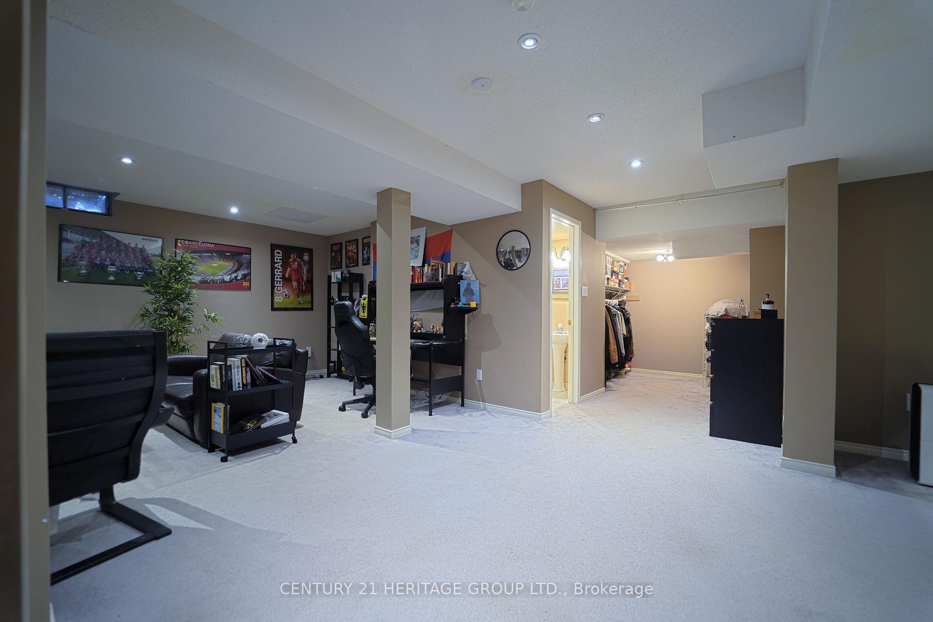 Photo 34 of 3 Primrose Path Crescent, Markham, Legacy — HOMEH